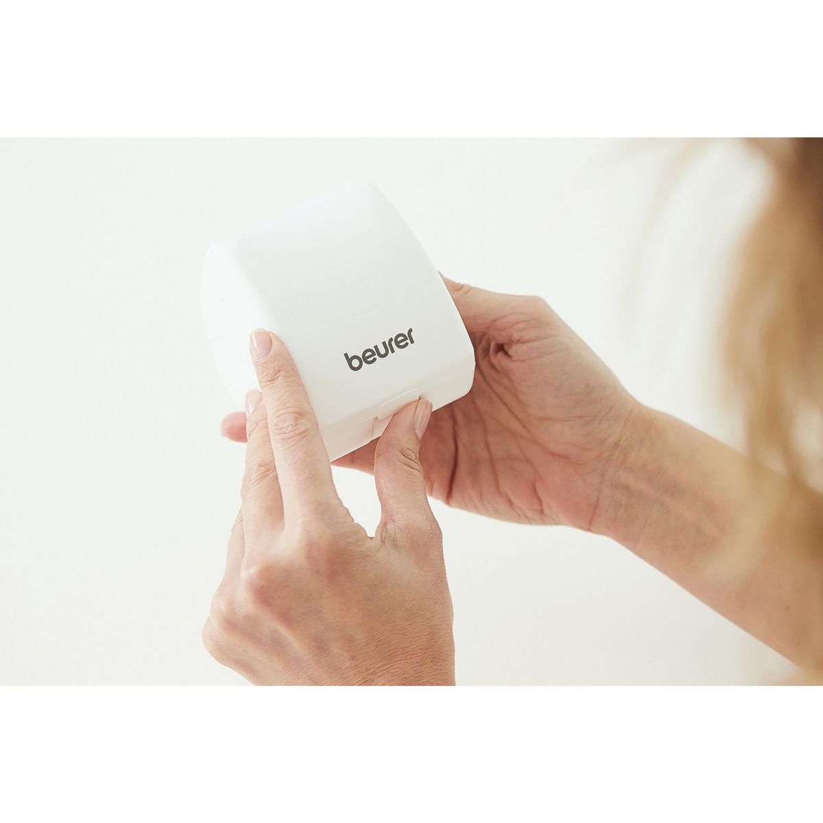 BEURER Tensiomètre au poignet BC 27 - Gris