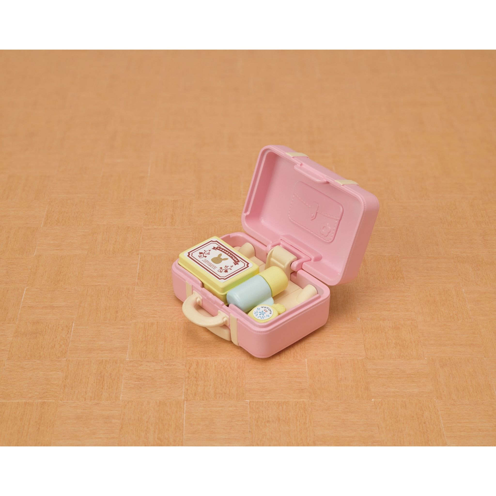 Voir la diapositive 3 : La maman lapin neige et sa valise de weekend