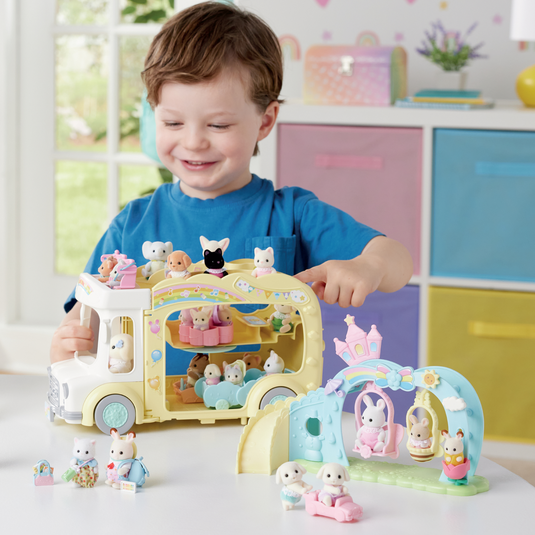 Voir la diapositive 12 : EPOCH D'ENFANCE Sylvanian Families - L'aire de jeux des bébés