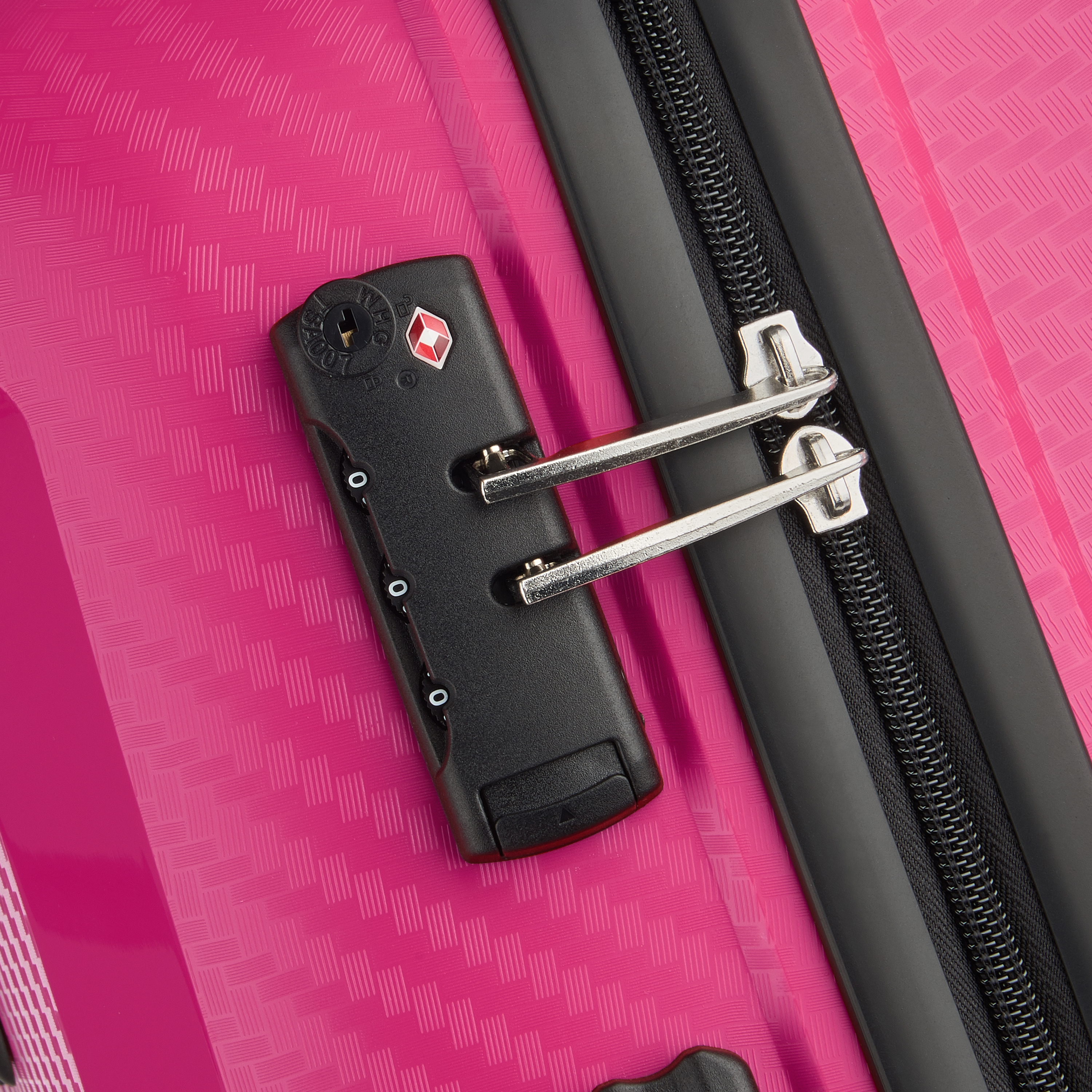 Voir la diapositive 4 : DELSEY Valise cabine rigide 55 cm 8 roues BINALONG - rose