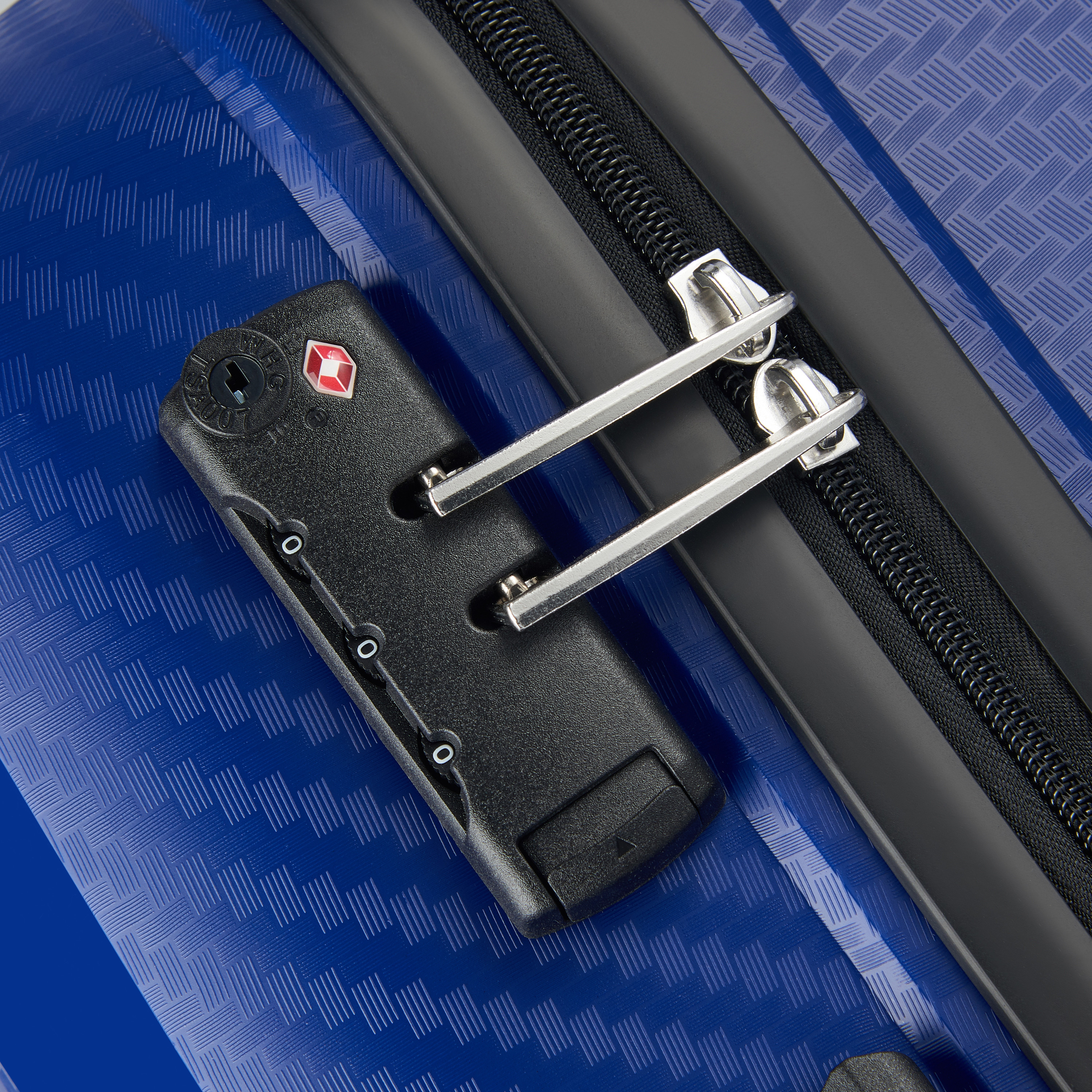 Voir la diapositive 4 : DELSEY Valise rigide 66 cm 8 roues BINALONG - bleu