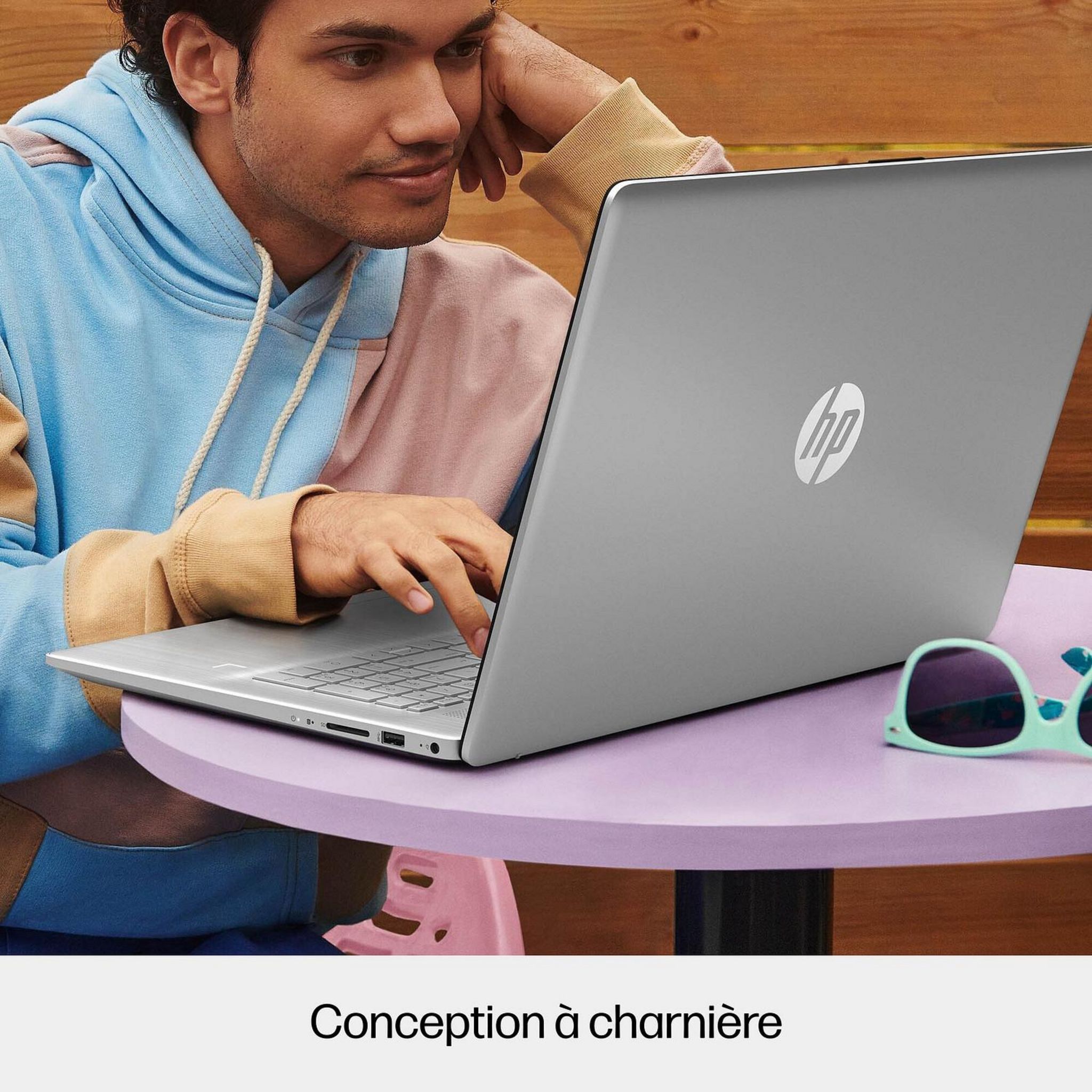 Voir la diapositive 3 : HP Ordinateur portable 17" CN0012NF - Gris