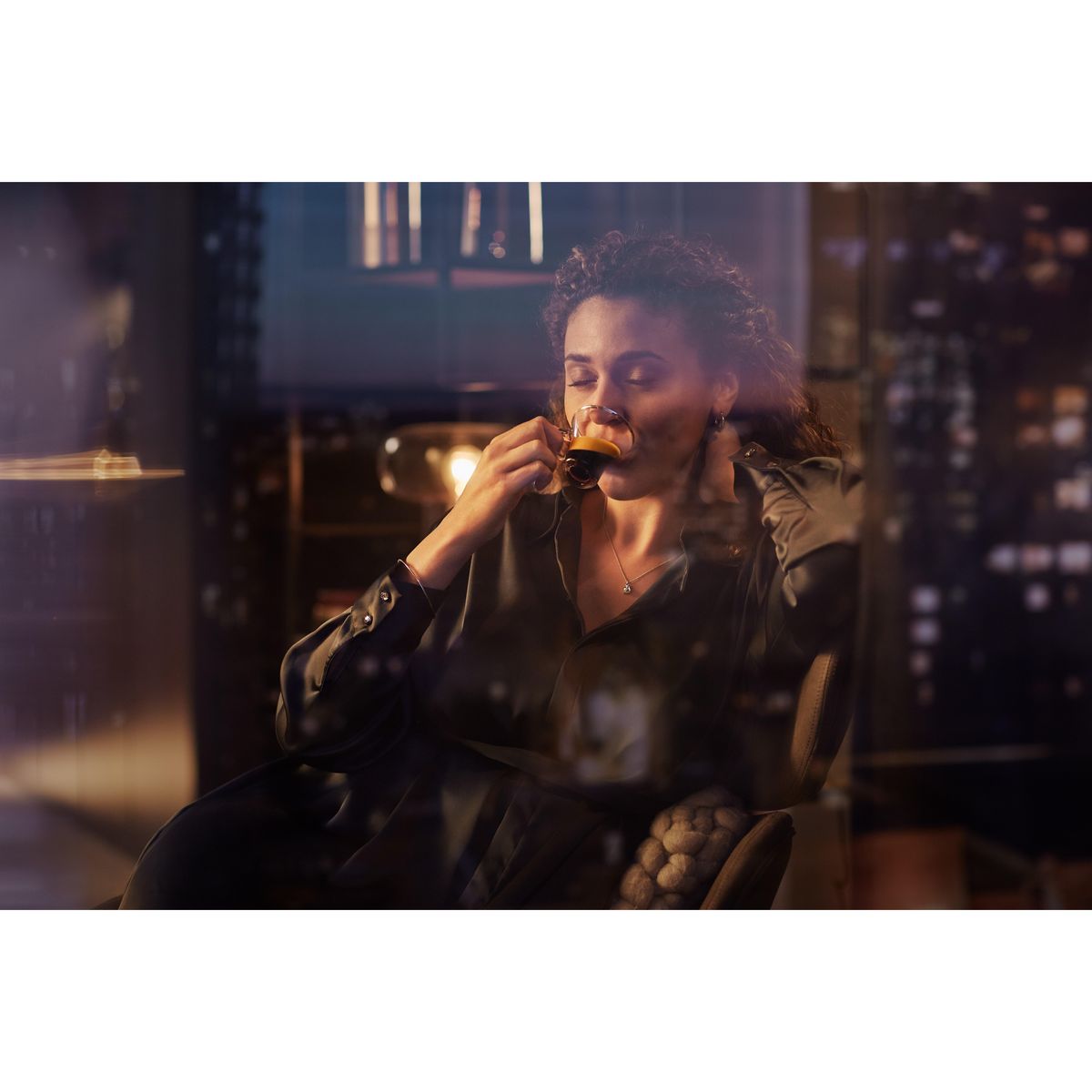 PHILIPS Machine à café à capsules l'Or Barista LM9012/00 - Noir et Blanc