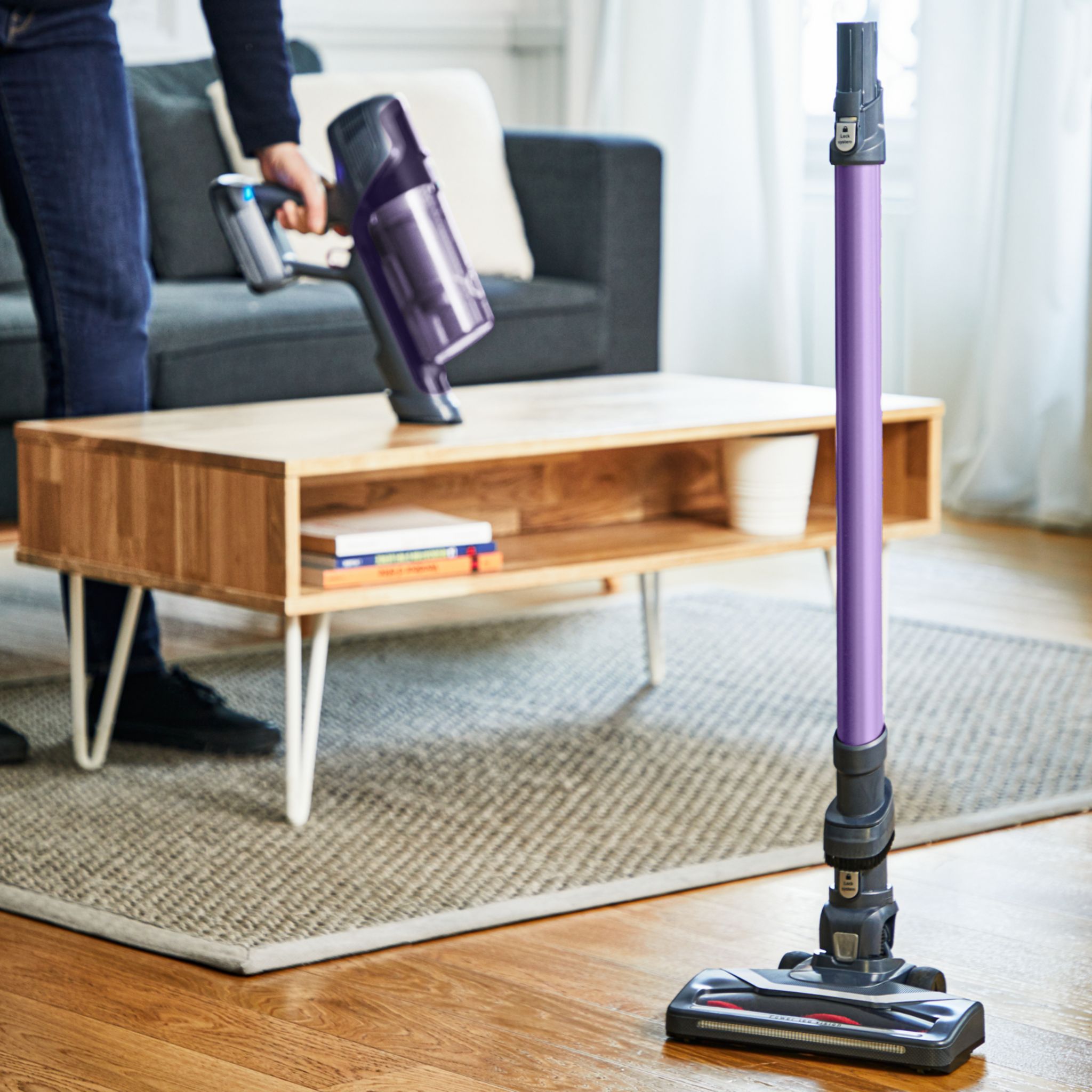 Voir la diapositive 6 : ROWENTA Aspirateur balai RH6822WO - Violet