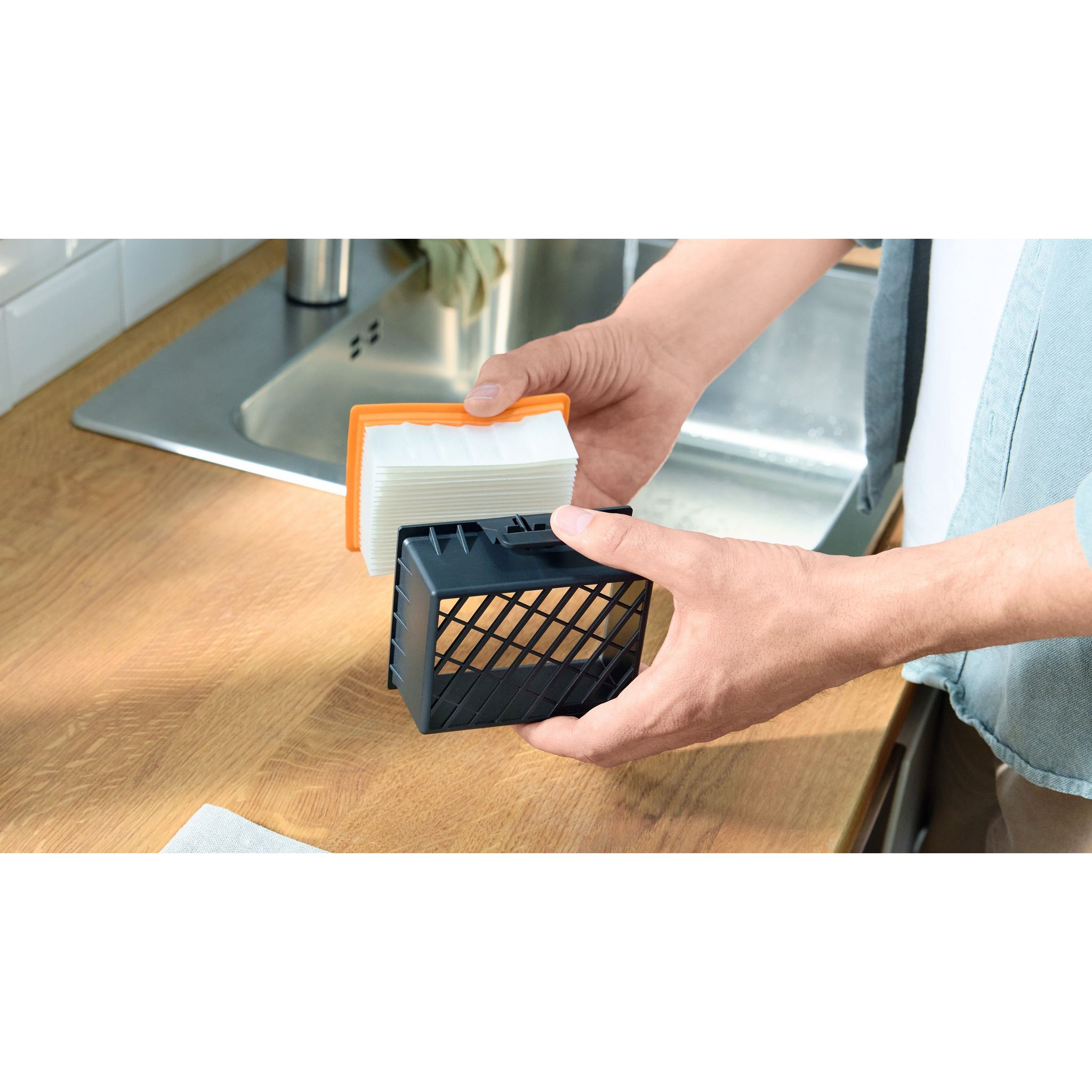 Voir la diapositive 4 : BOSCH Aspirateur traîneau avec sac BGL38WH2 - Blanc