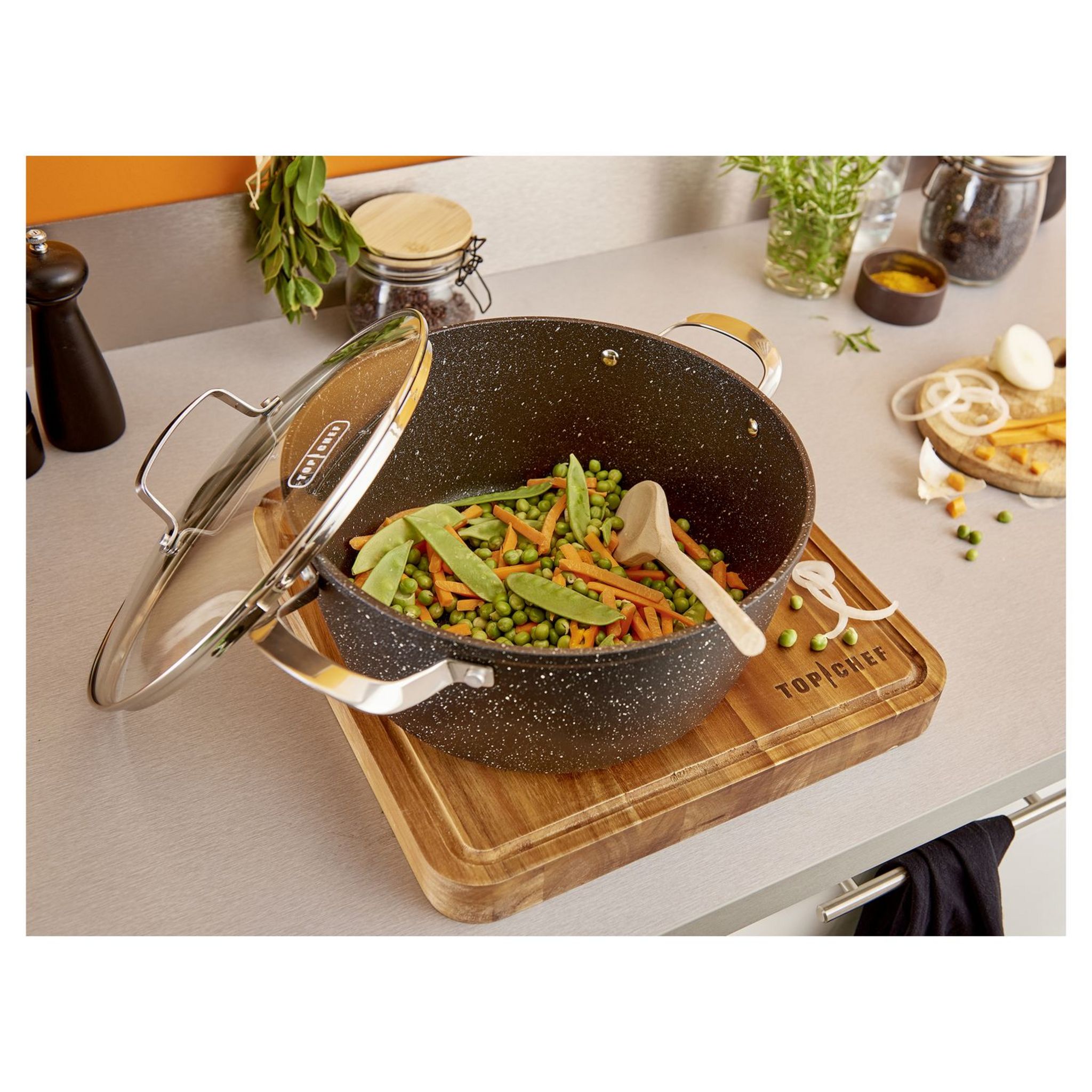 Voir la diapositive 2 : TOP CHEF Sautoir 28 cm avec couvercle