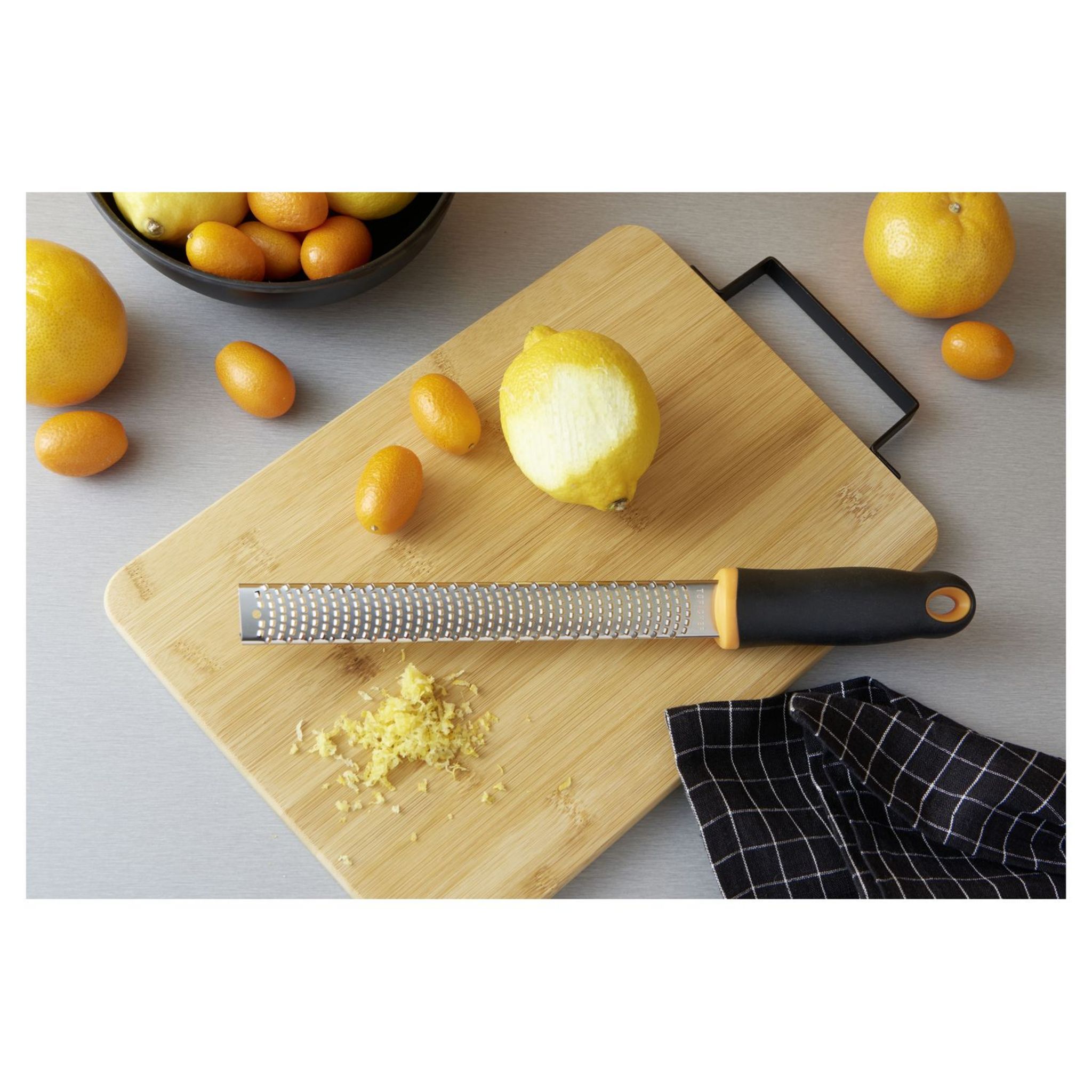 Voir la diapositive 2 : TOP CHEF Râpe à Zest manche bicolore