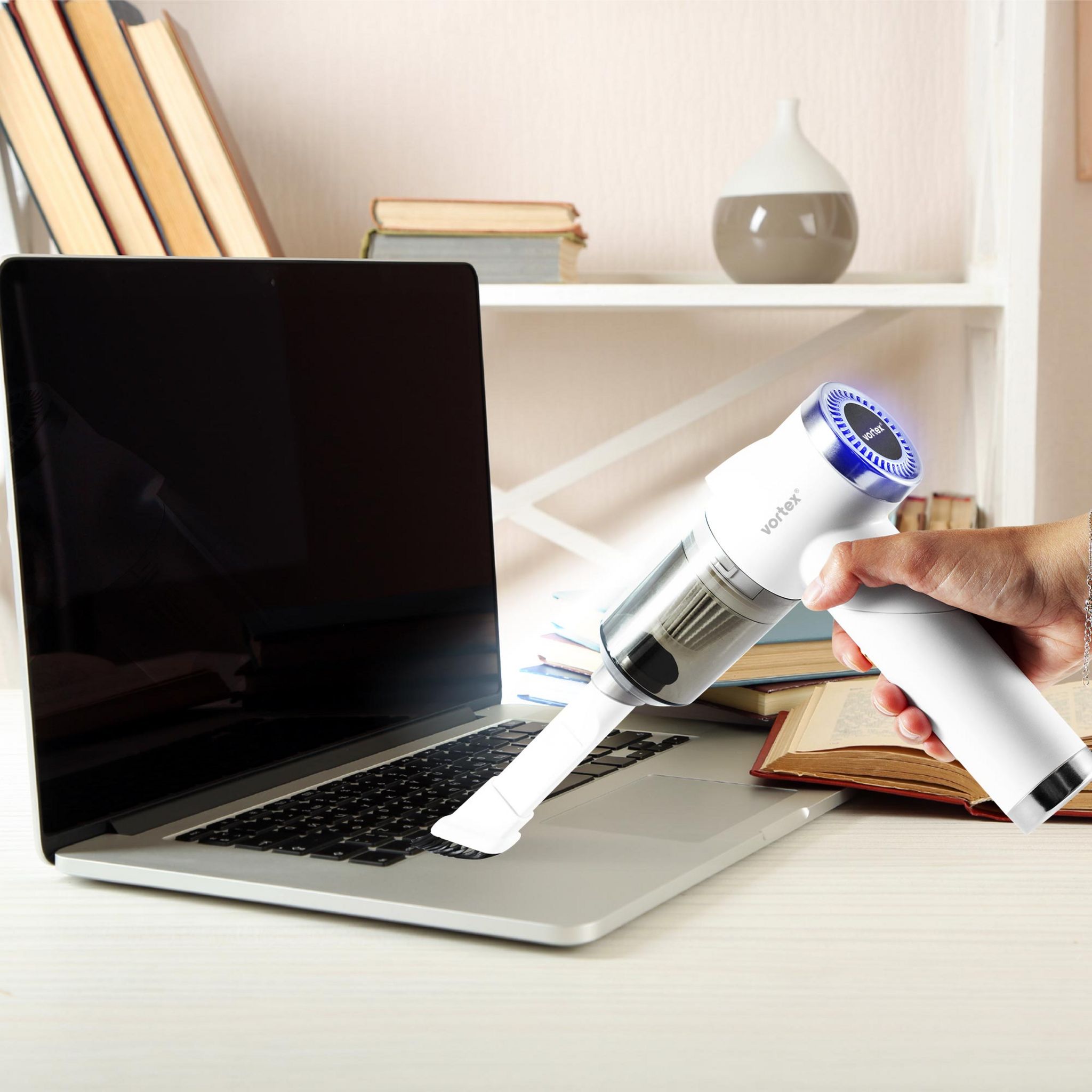 Voir la diapositive 11 : VORTEX Aspirateur à main CRC90 - Blanc