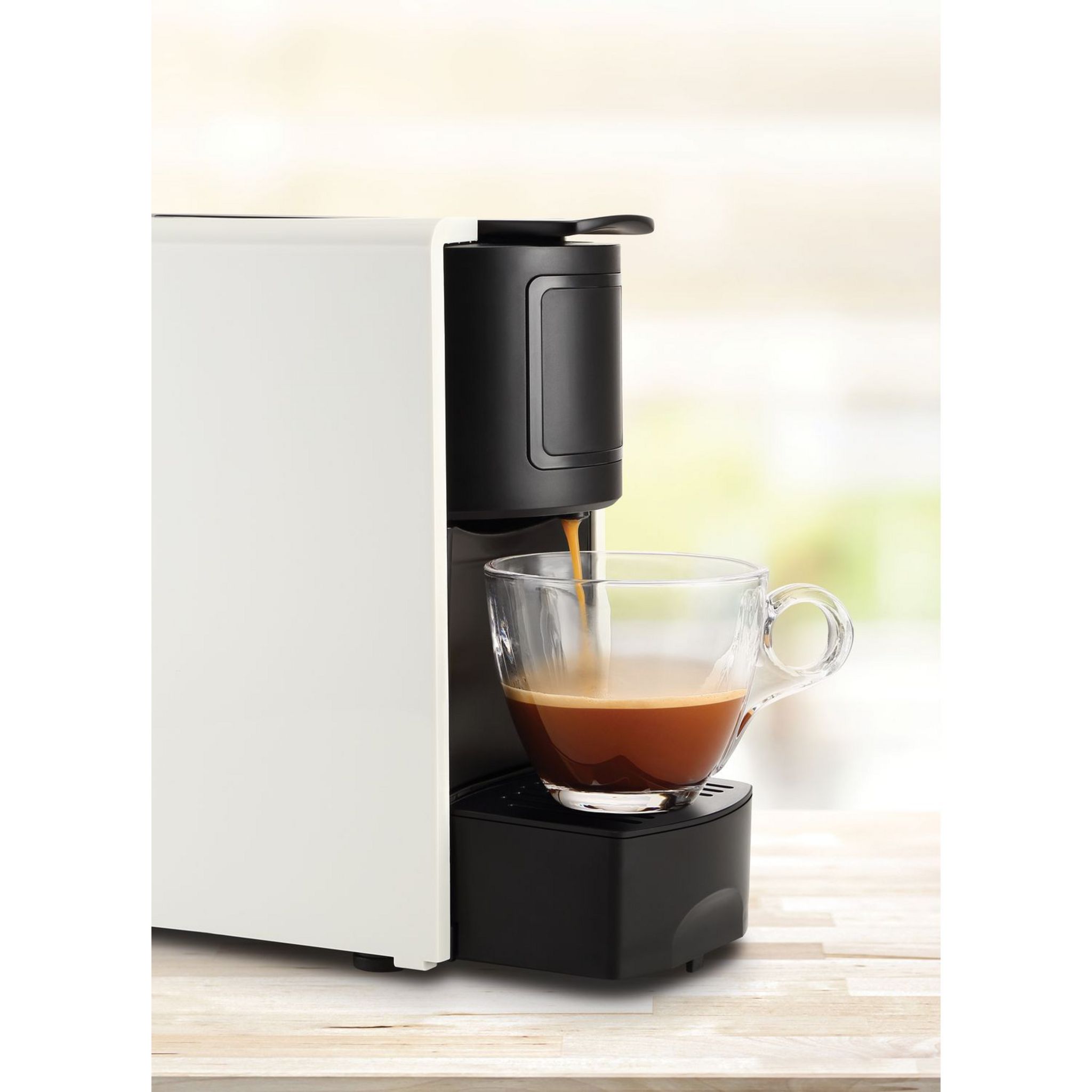 Voir la diapositive 2 : QILIVE Machine Espresso à capsules Q.5574 - Blanc et noir