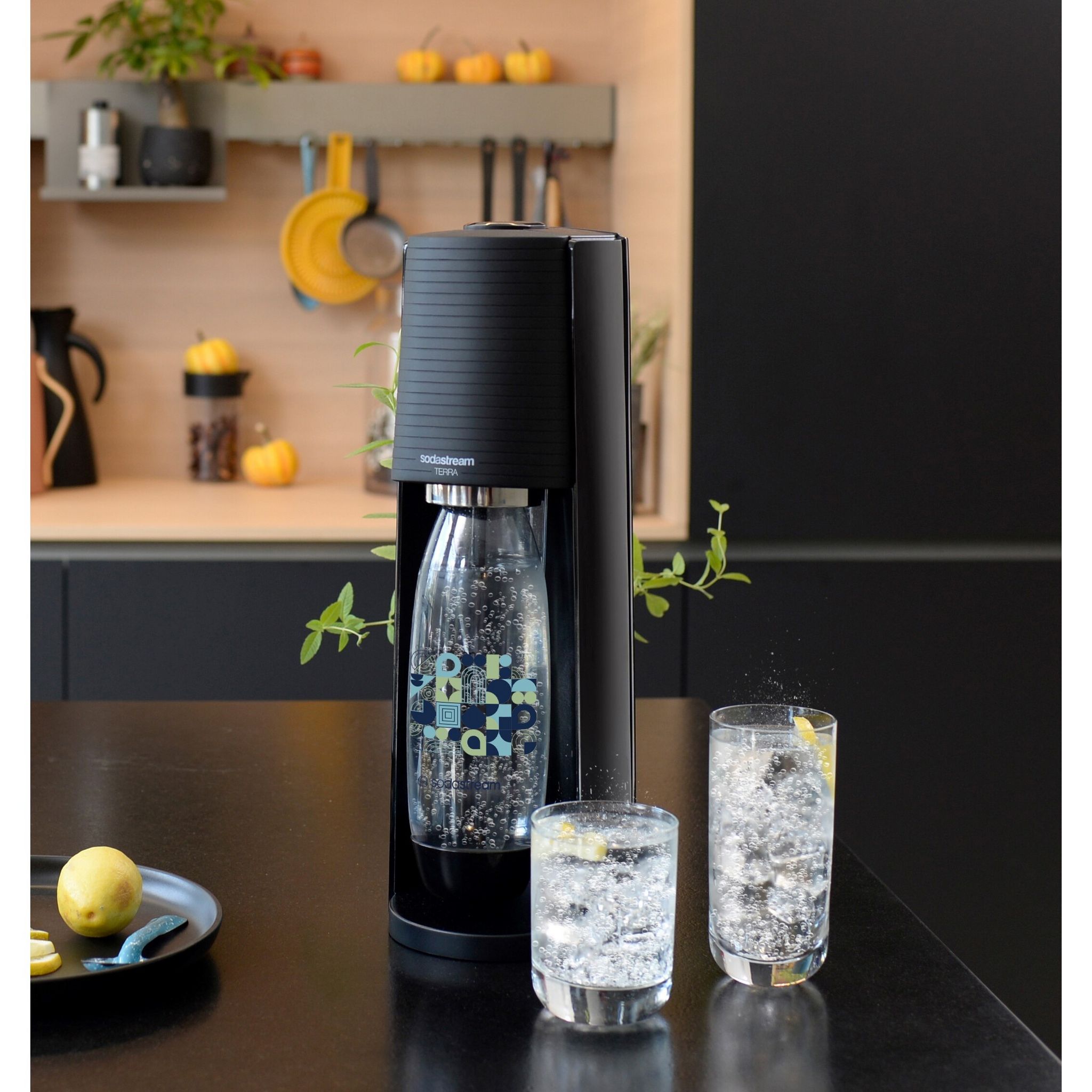 Voir la diapositive 2 : SODASTREAM Machine à gazéifier TERRA - Noir
