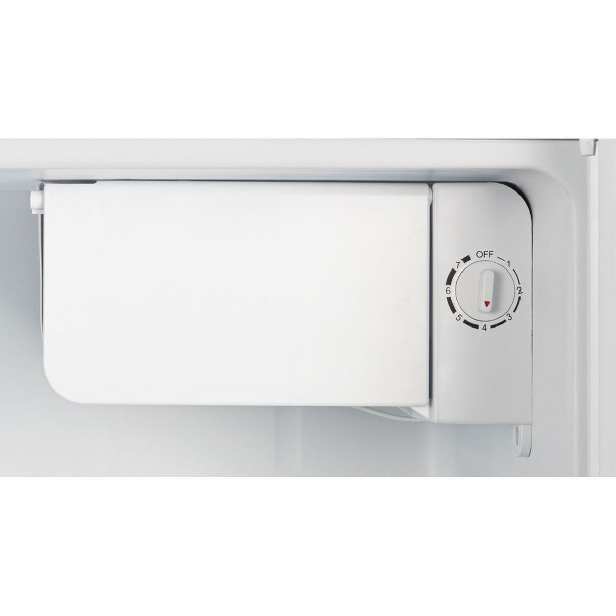 QILIVE Réfrigérateur table top Q.6705, 46 L, Froid Statique, E