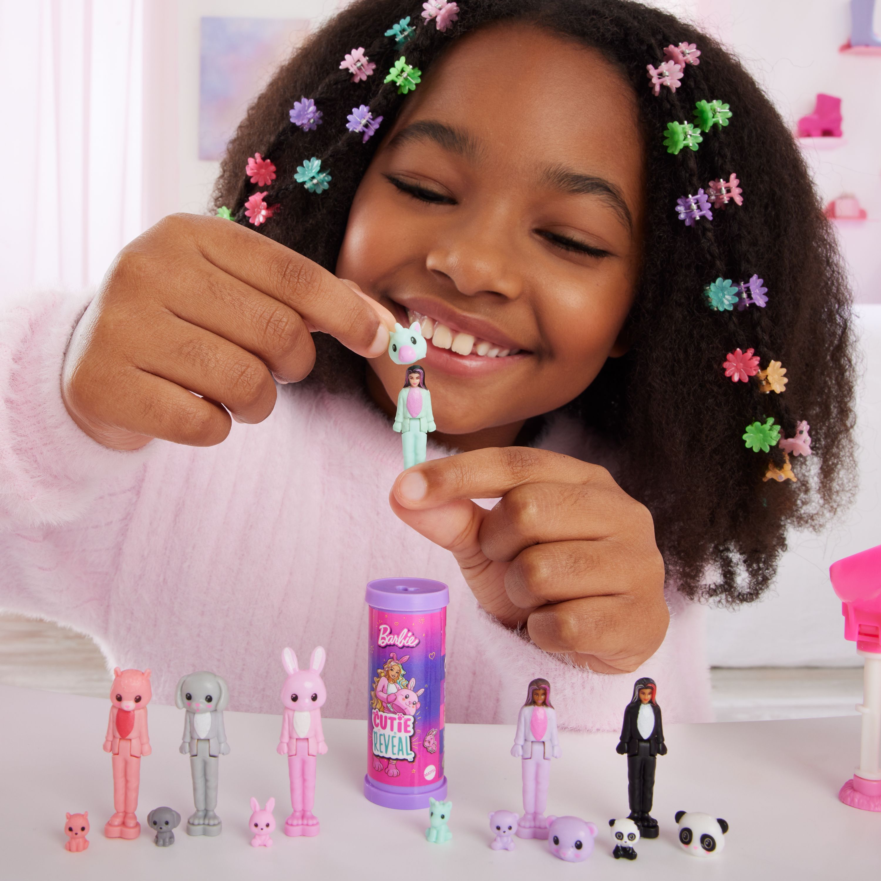 Voir la diapositive 5 : MATTEL Figurine Mini Barbie Cutie Reveal