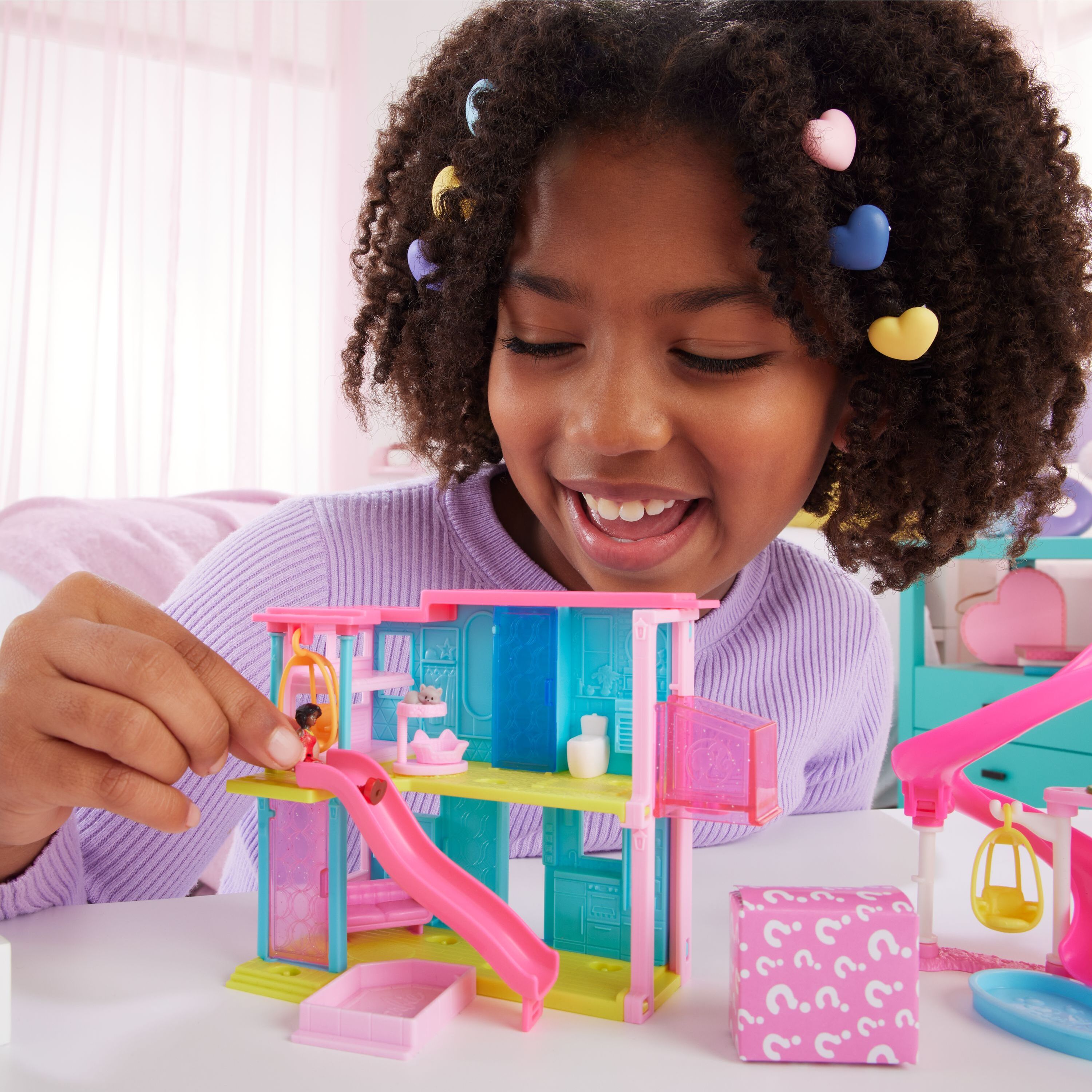Voir la diapositive 11 : MATTEL Maison de rêve Mini Barbieland