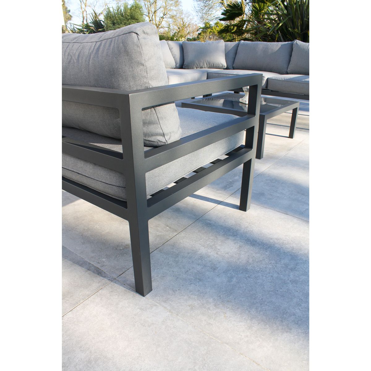 Salon de jardin d'angle - 4/6 places - Aluminium - Gris Anthracite - BEAUBOURG