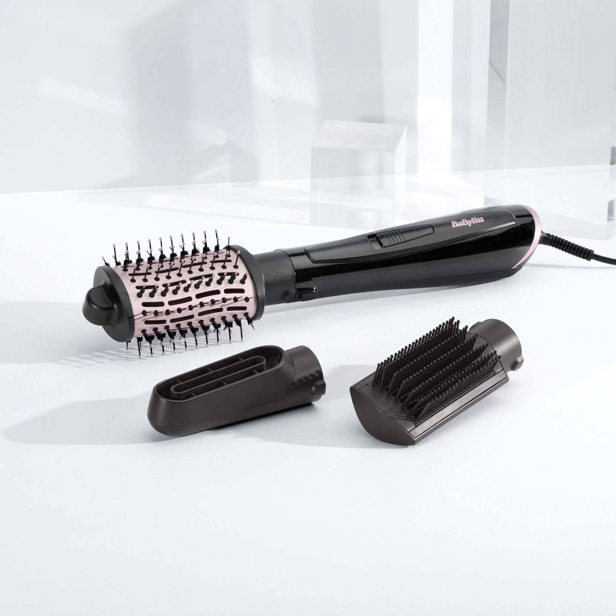 Voir la diapositive 12 : BABYLISS Brosse soufflante AS128E - Noir