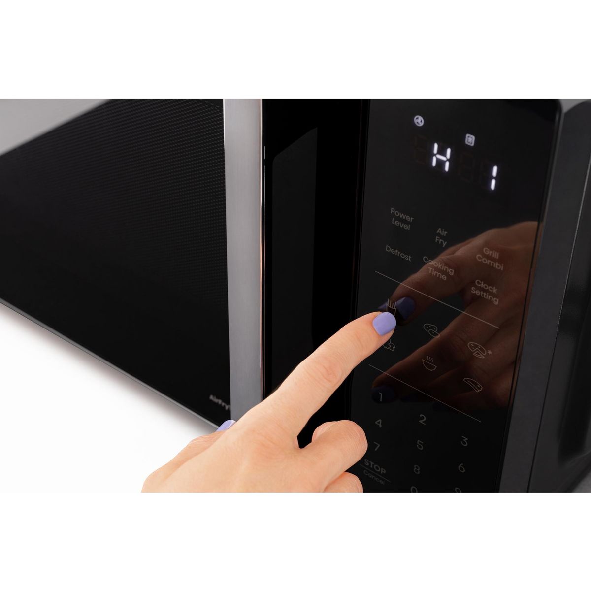 HISENSE Micro-ondes multifonction H23MOBS5HC - 900 W - Capacité 23 L - Noir