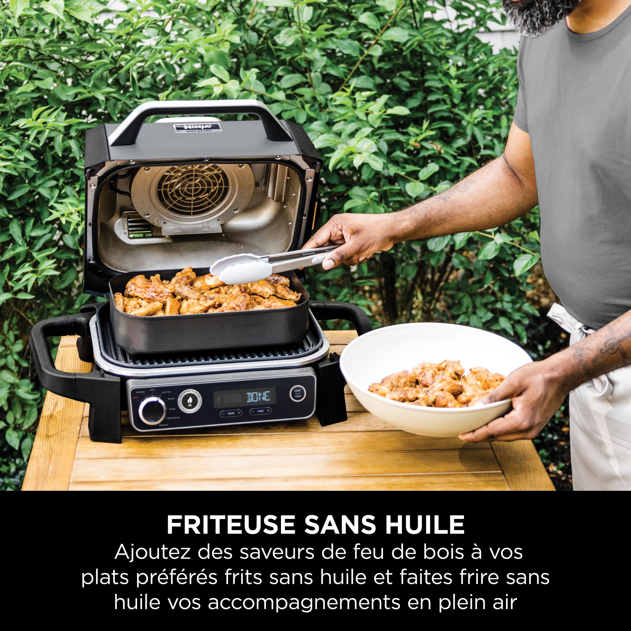 Voir la diapositive 8 : NINJA Barbecue électrique et fumoir Woodfire OG701EU - Noir