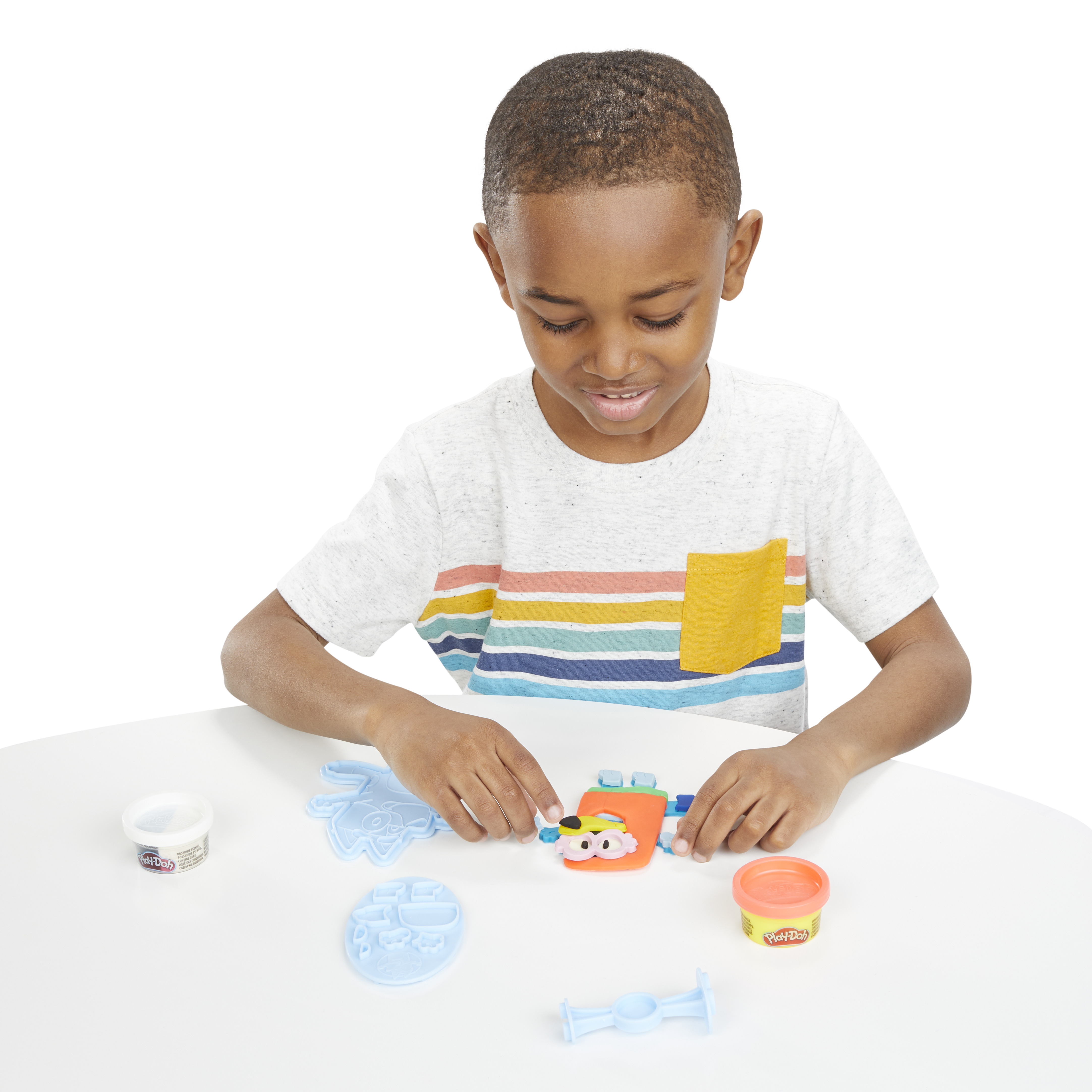 Voir la diapositive 4 : HASBRO Play-Doh Bluey se déguise, Pâte à modeler, inclus 11 pots