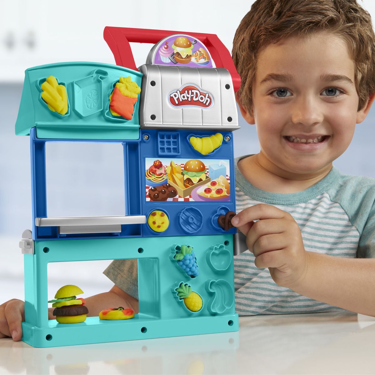 HASBRO Pâte à modeler Le ptit resto