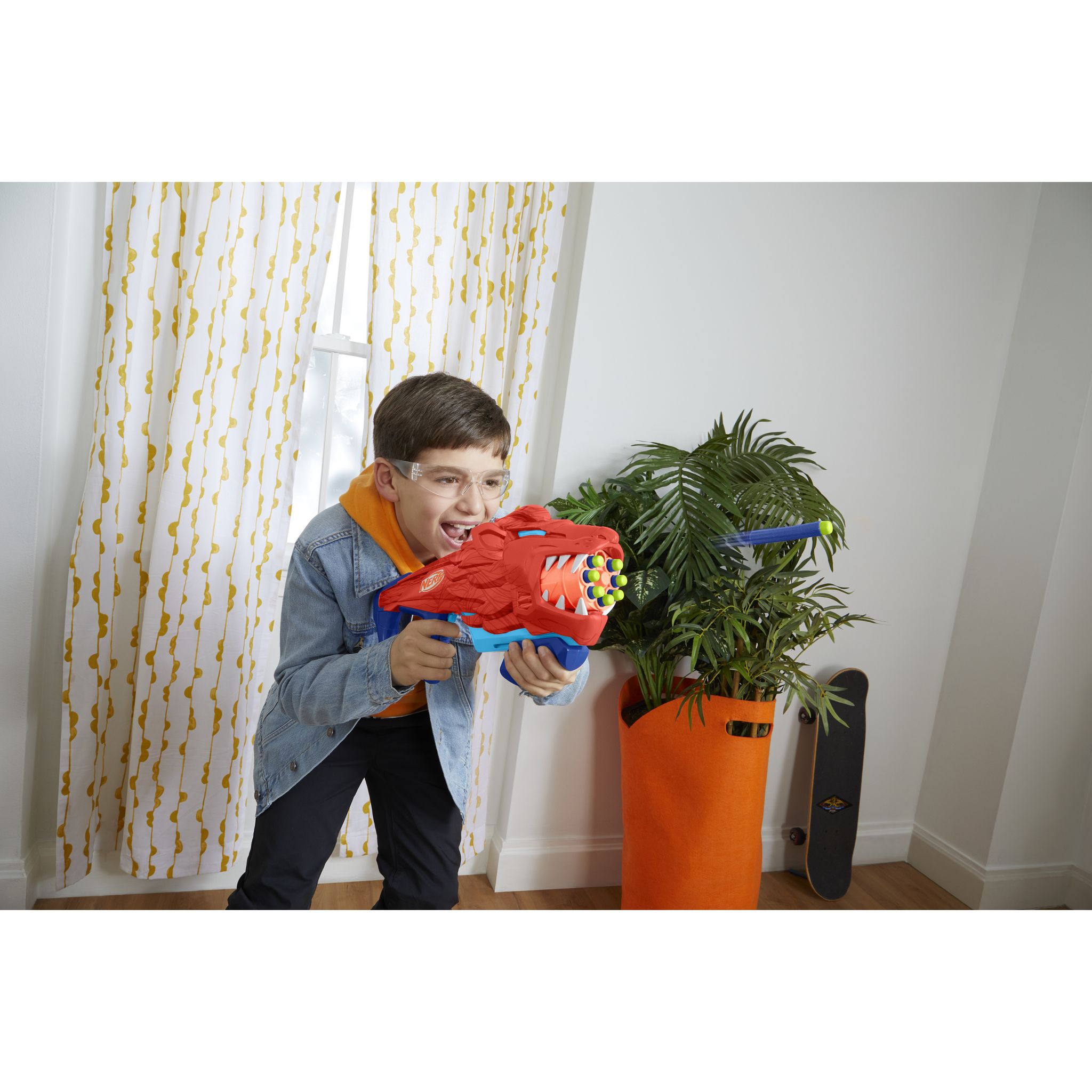 Voir la diapositive 6 : HASBRO Nerf Lion Fury