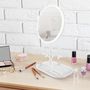 Voir la diapositive 4 : YOGHI Miroir de table LED avec porte-bijoux MIZO - Blanc