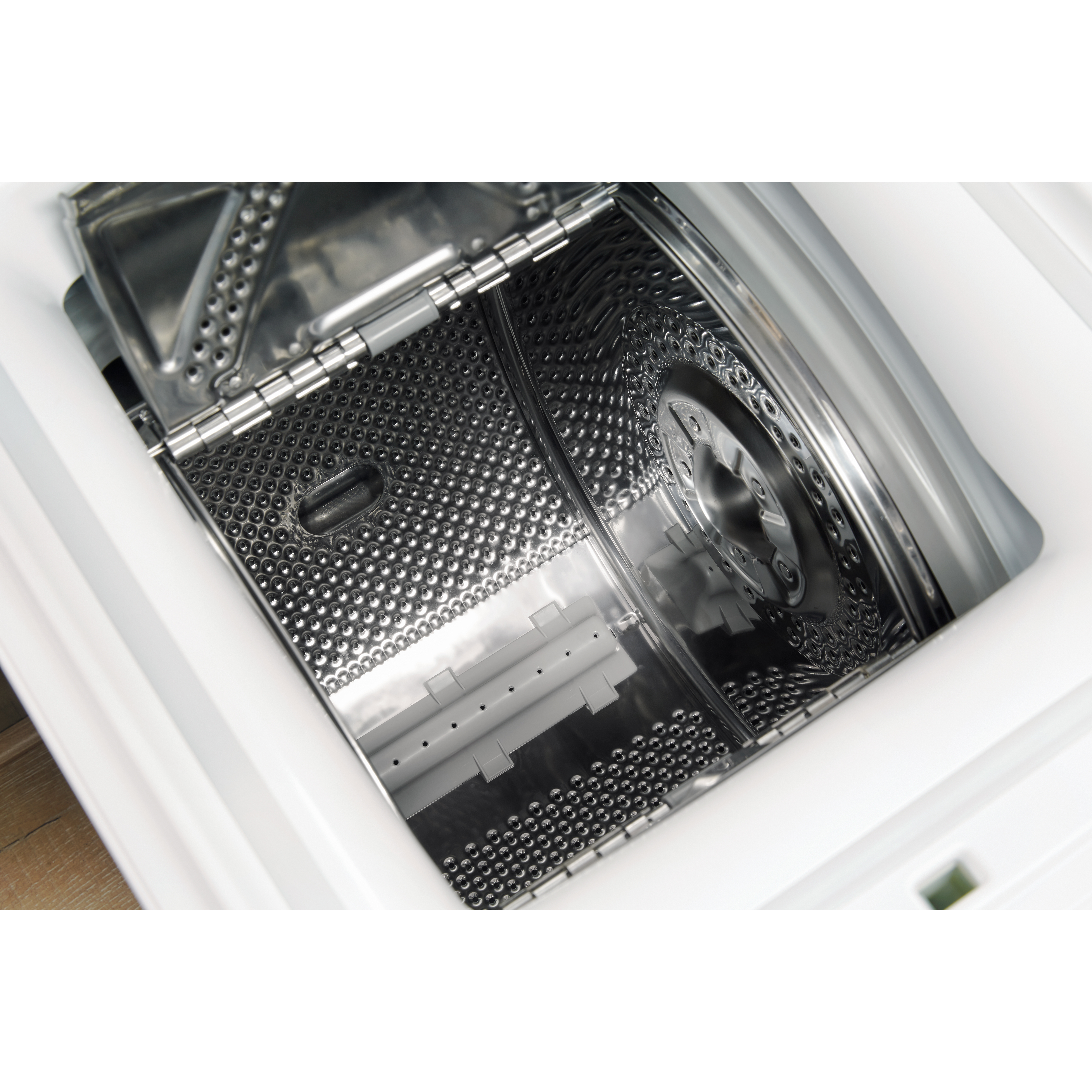 Voir la diapositive 5 : INDESIT Lave linge top BTWS72200FR/N, 7 kg, 1200 T/min, E