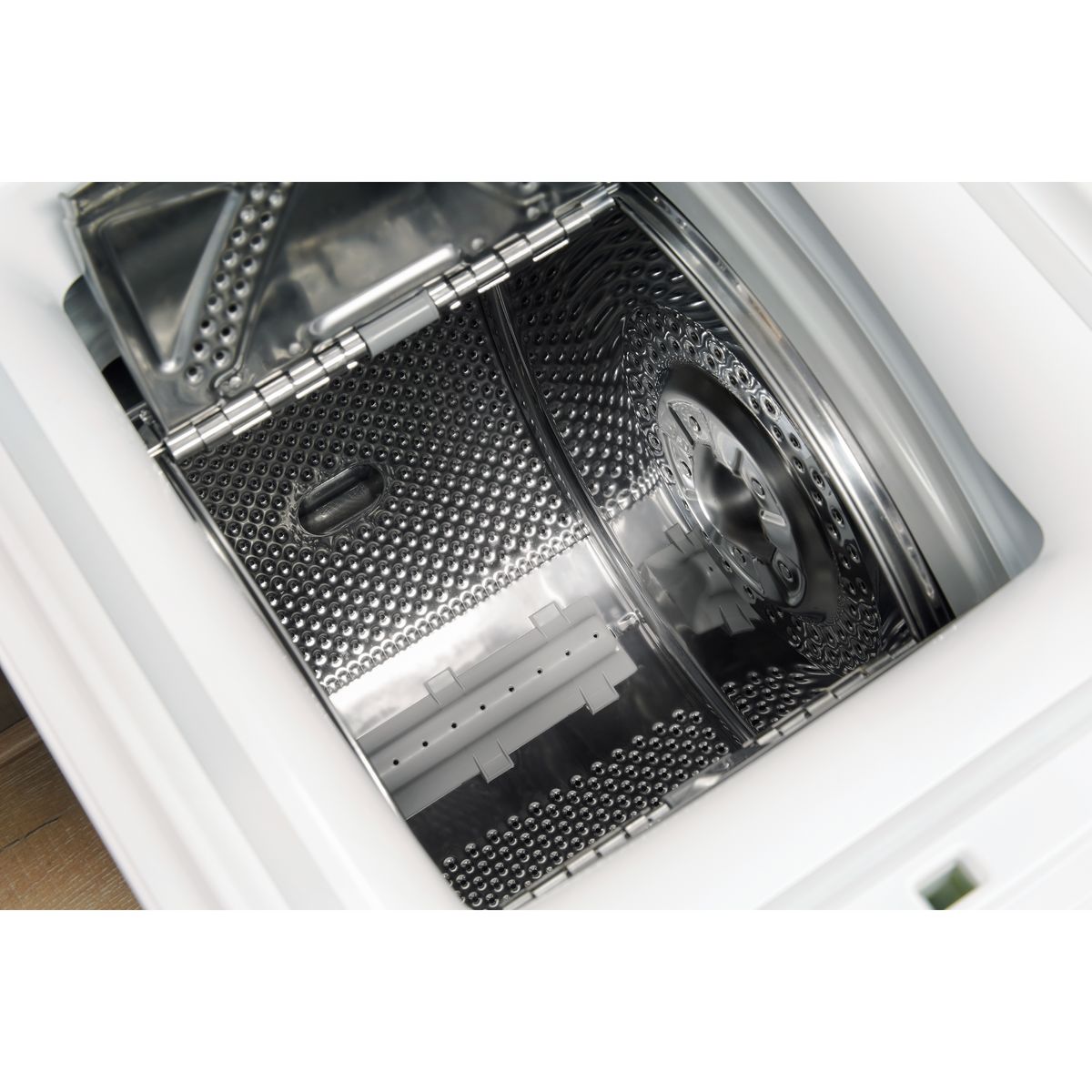 INDESIT Lave linge top BTWS72200FR/N, 7 kg, 1200 T/min, E