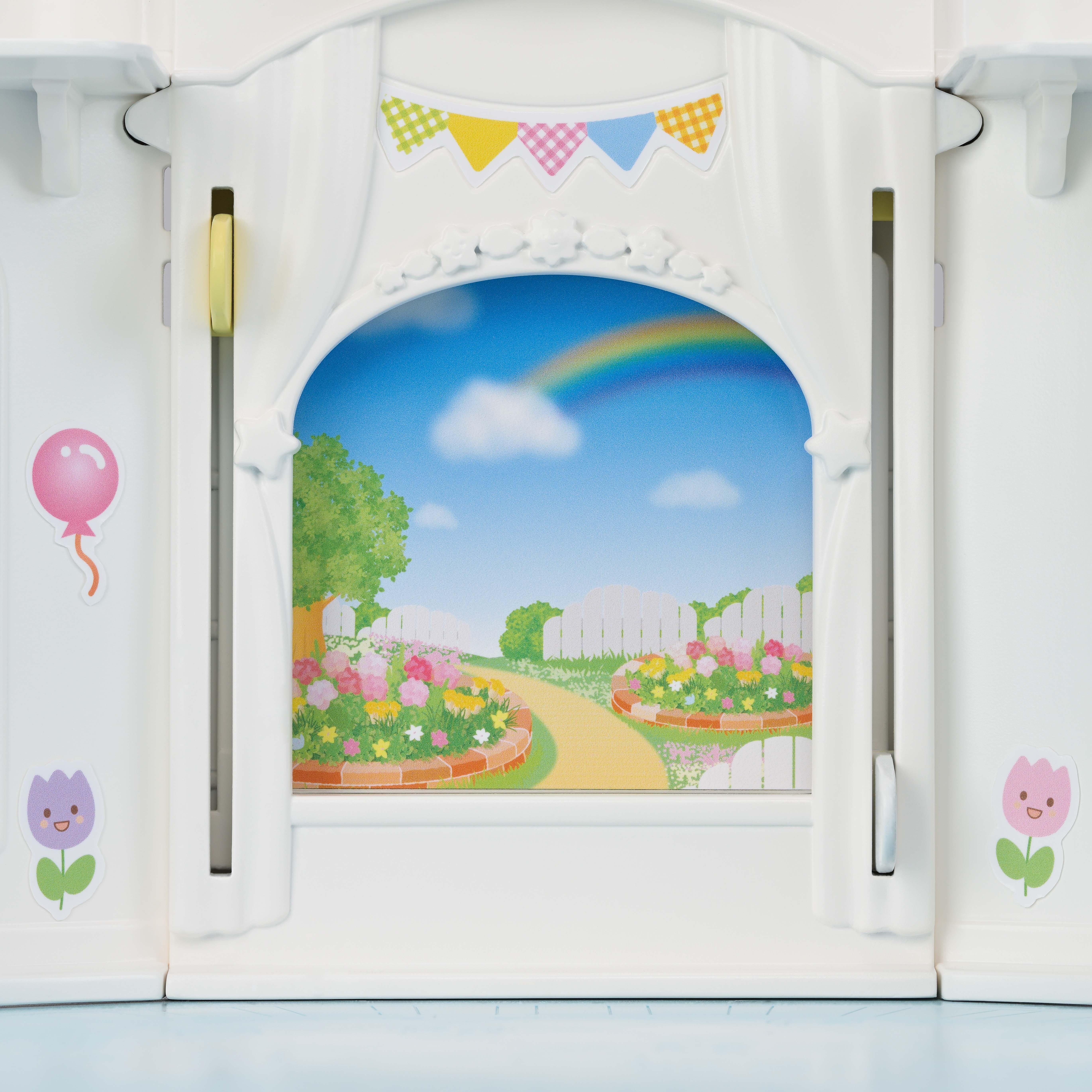 Voir la diapositive 14 : EPOCH D'ENFANCE Sylvanian Families - La crèche ensoleillée
