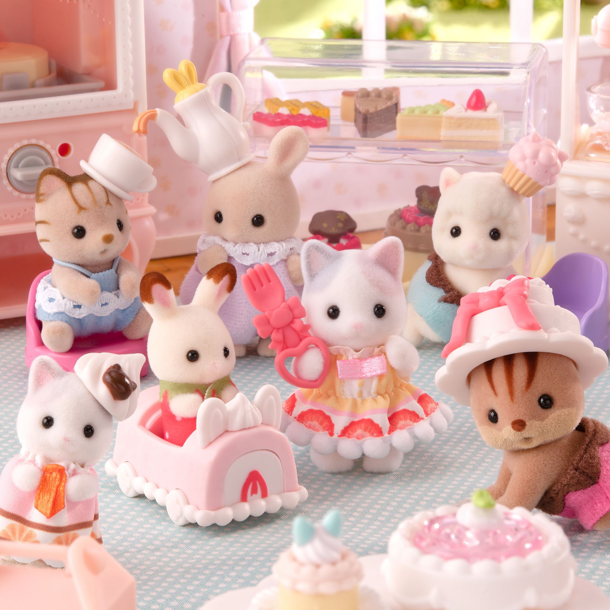 Voir la diapositive 4 : EPOCH Sachets Surprise Figurine Famille Sylvanian