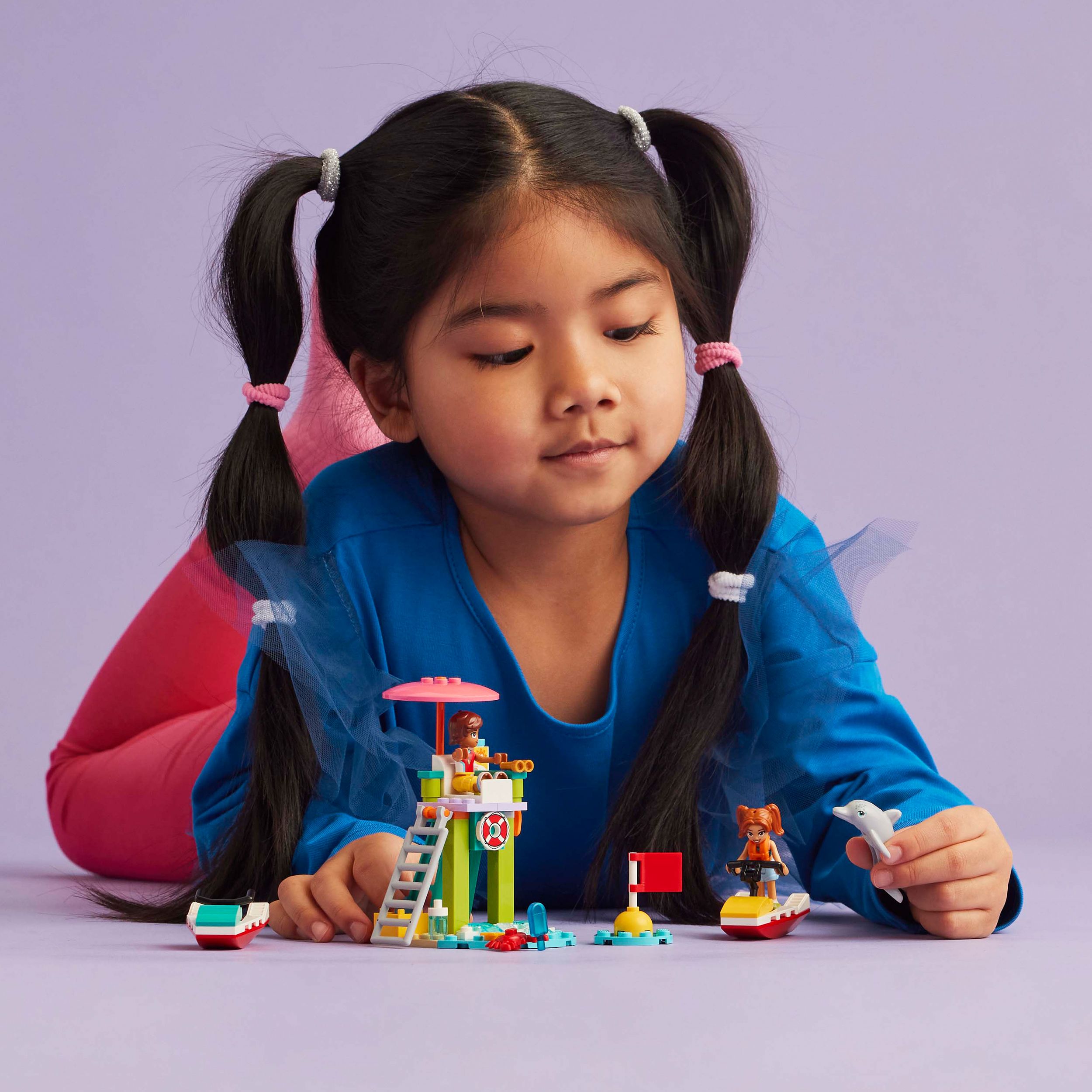 Voir la diapositive 7 : LEGO Friends 42623 -  Le Jet-ski de la Plage - Jouet Pour Enfants avec un Sauveteur