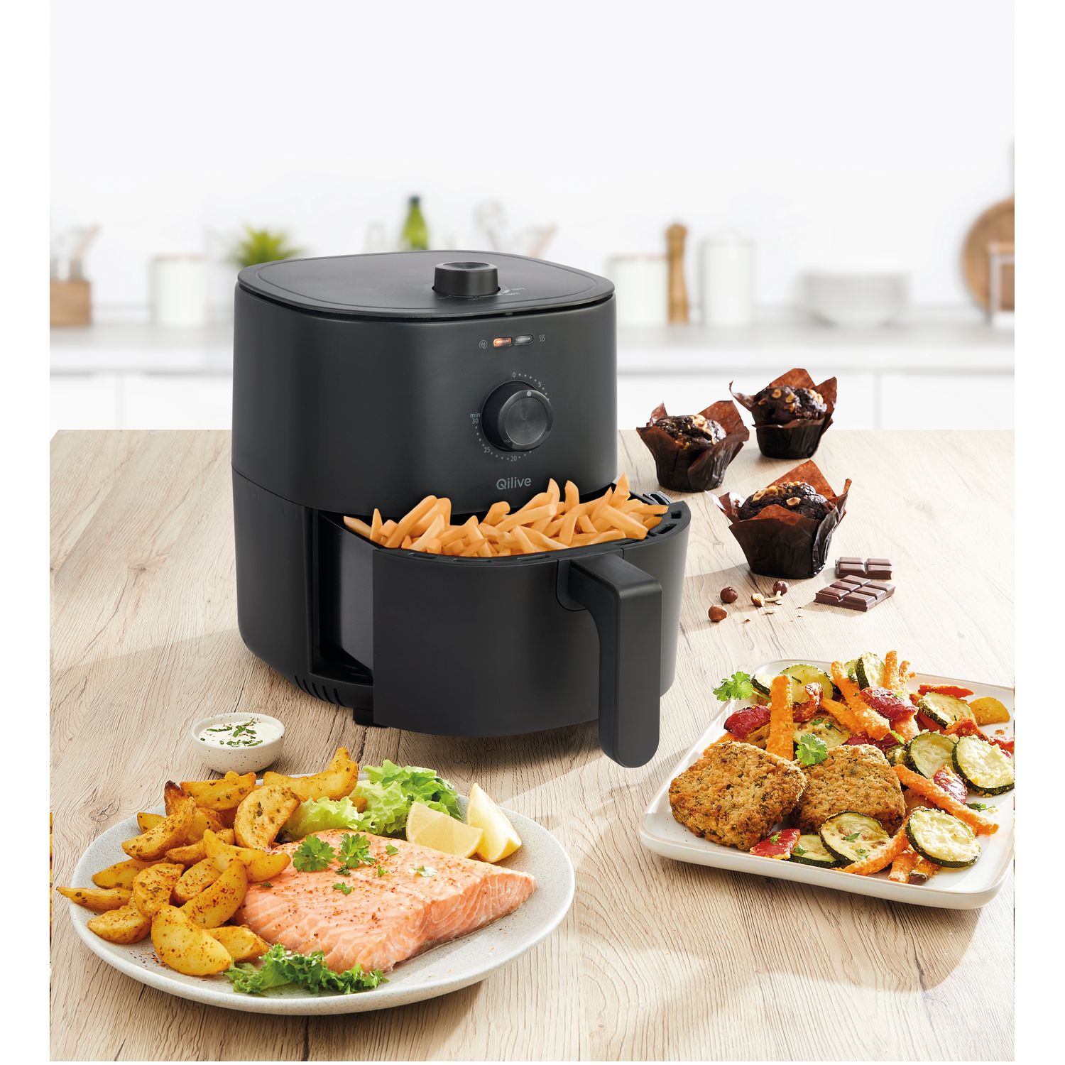 Voir la diapositive 2 : QILIVE Friteuse électrique sans huile à air chaud Q.5667 - Noir