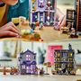 Voir la diapositive 6 : LEGO Harry Potter 76439 - Ollivander et Madame Guipure, Prêt-à-porter Pour Mages et Sorciers - Boutiques du Chemin de Traverse