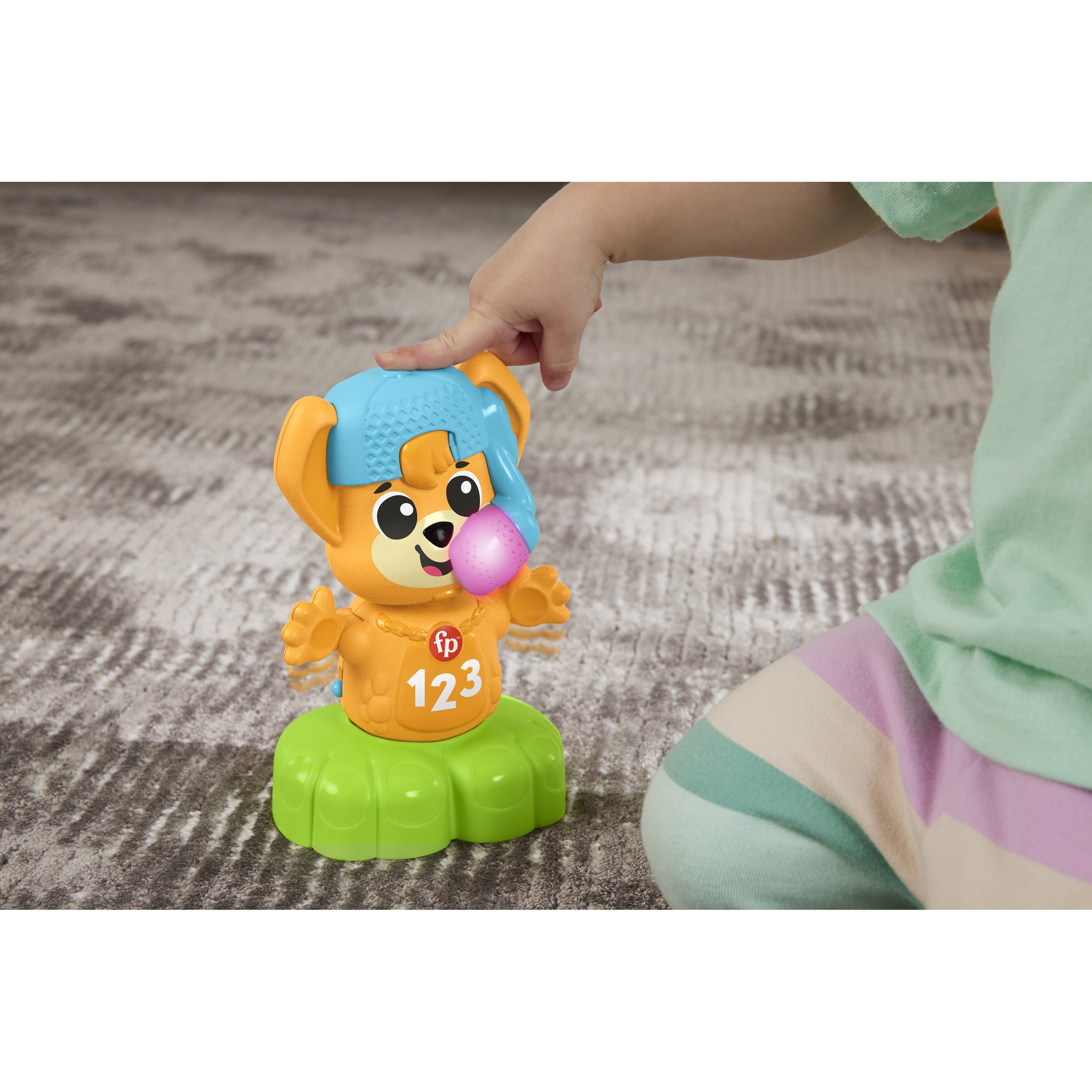 Voir la diapositive 9 : MATTEL Ma petite chanteuse Clara Sync Squad Fisher Price