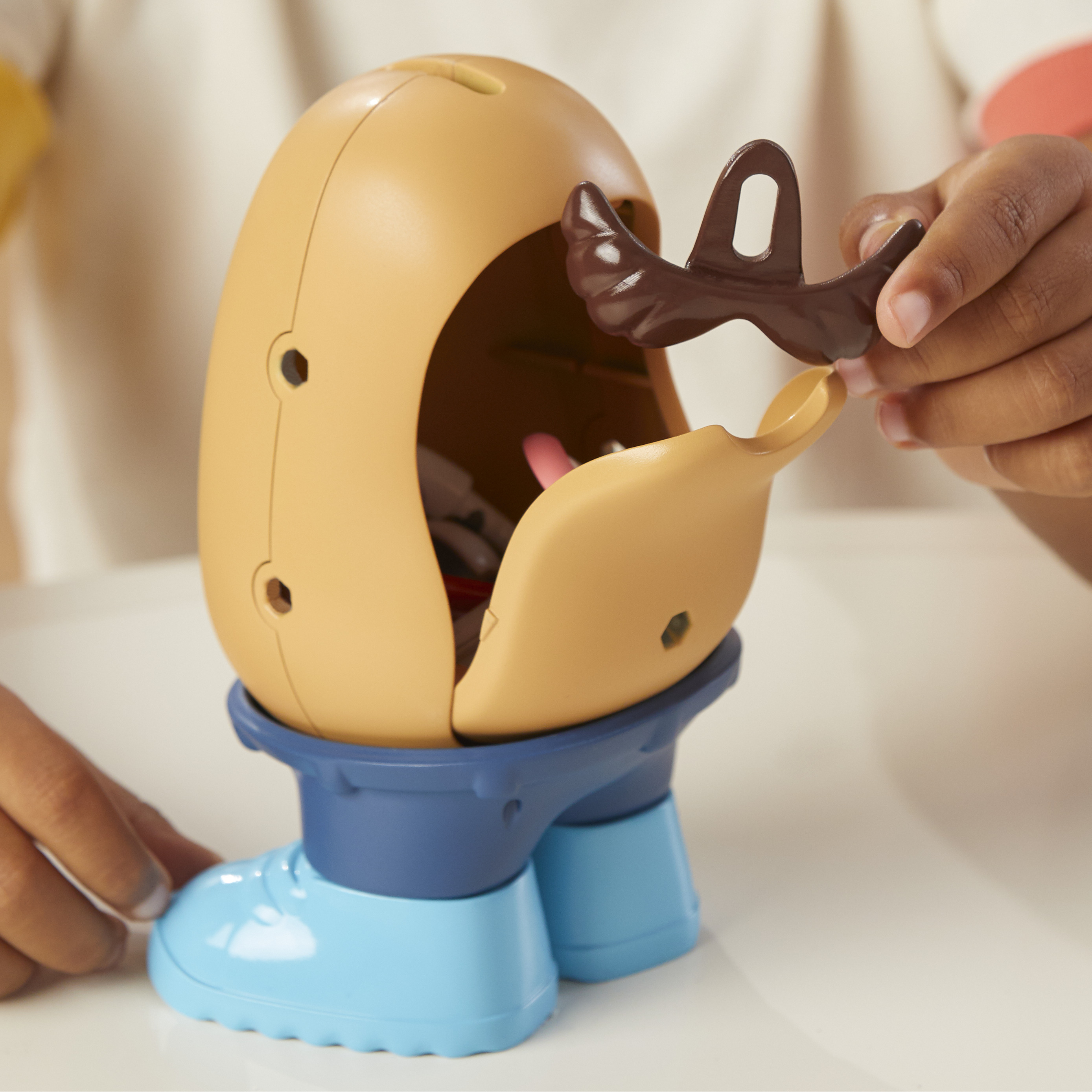 Voir la diapositive 3 : HASBRO Jeu Monsieur Patate