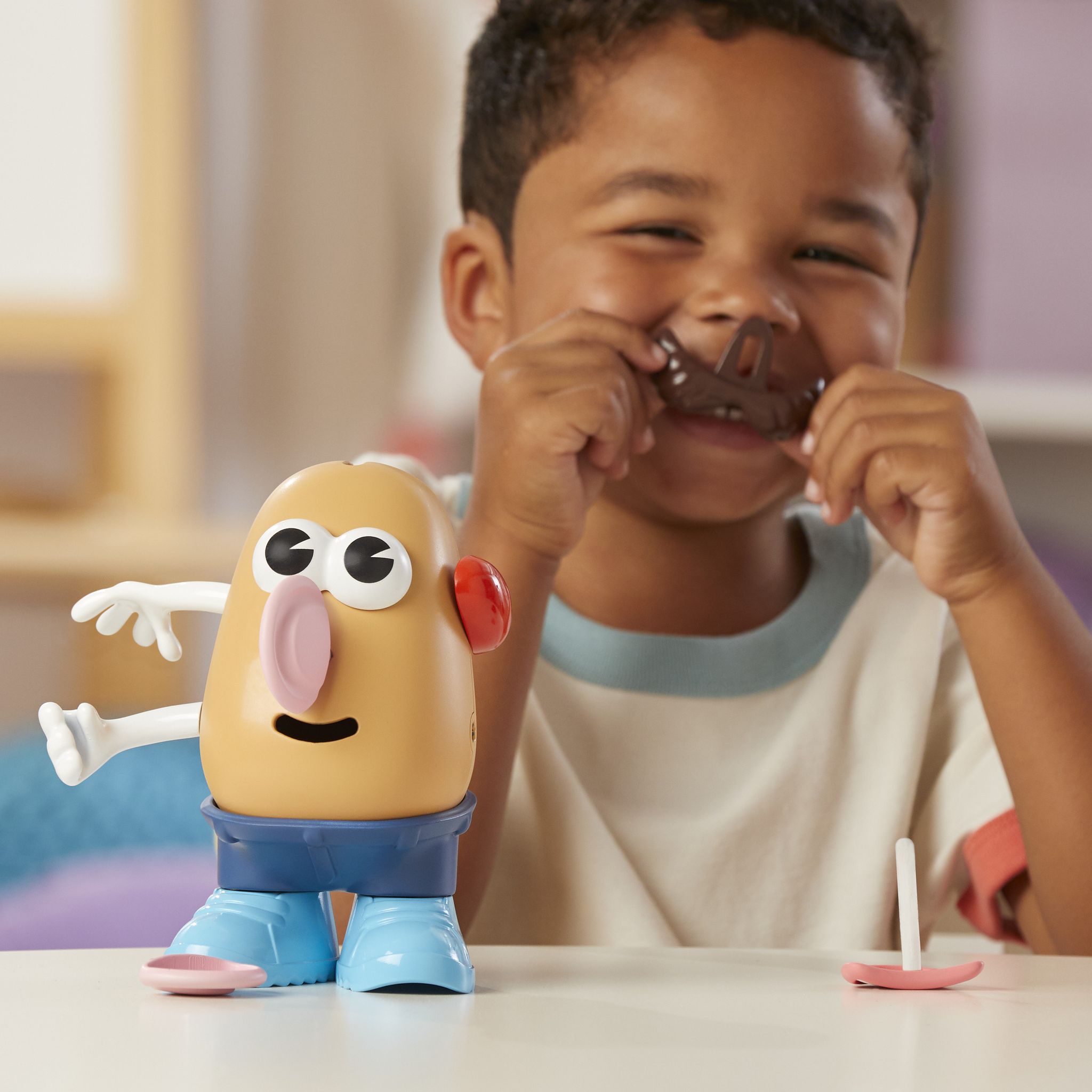 Voir la diapositive 6 : HASBRO Jeu Monsieur Patate