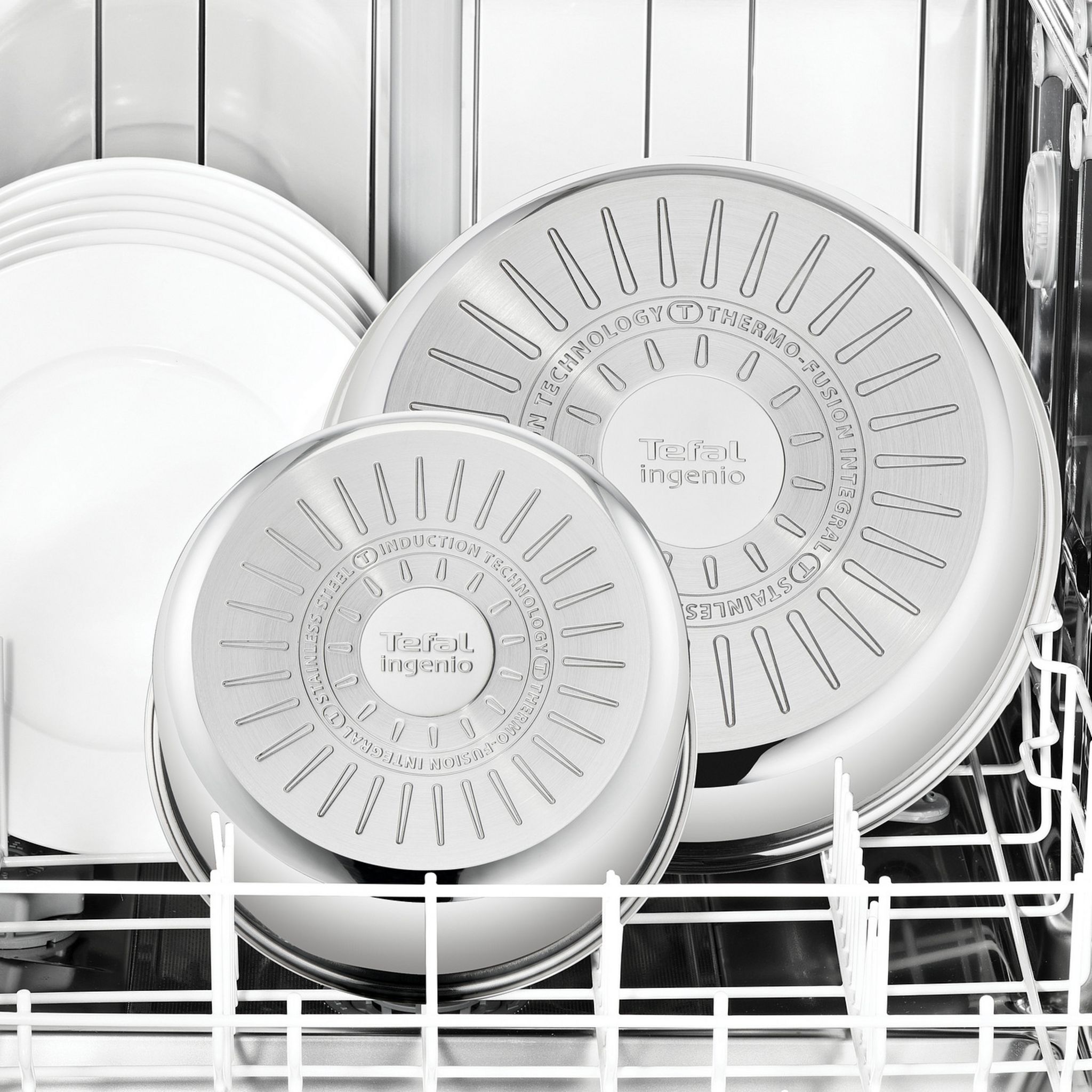 Voir la diapositive 6 : TEFAL Batterie de cuisine inox 13 pièces tous feux dont induction EMOTION