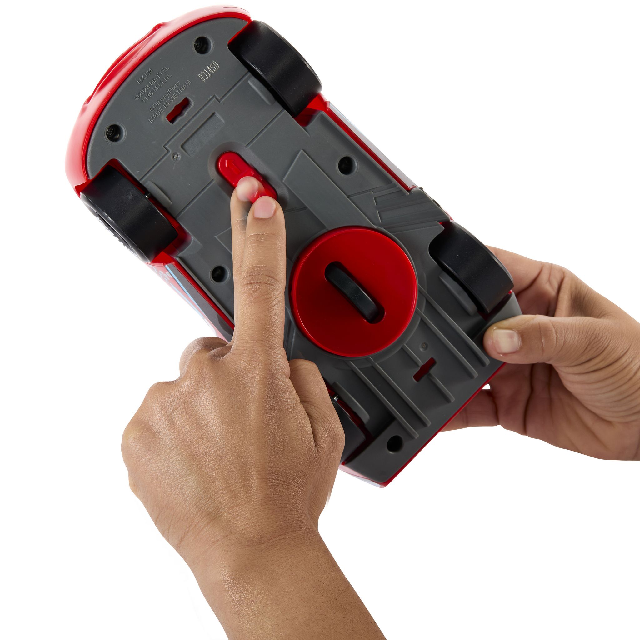 Voir la diapositive 6 : MATTEL Voiture Drift and Race Flash Mc Queen