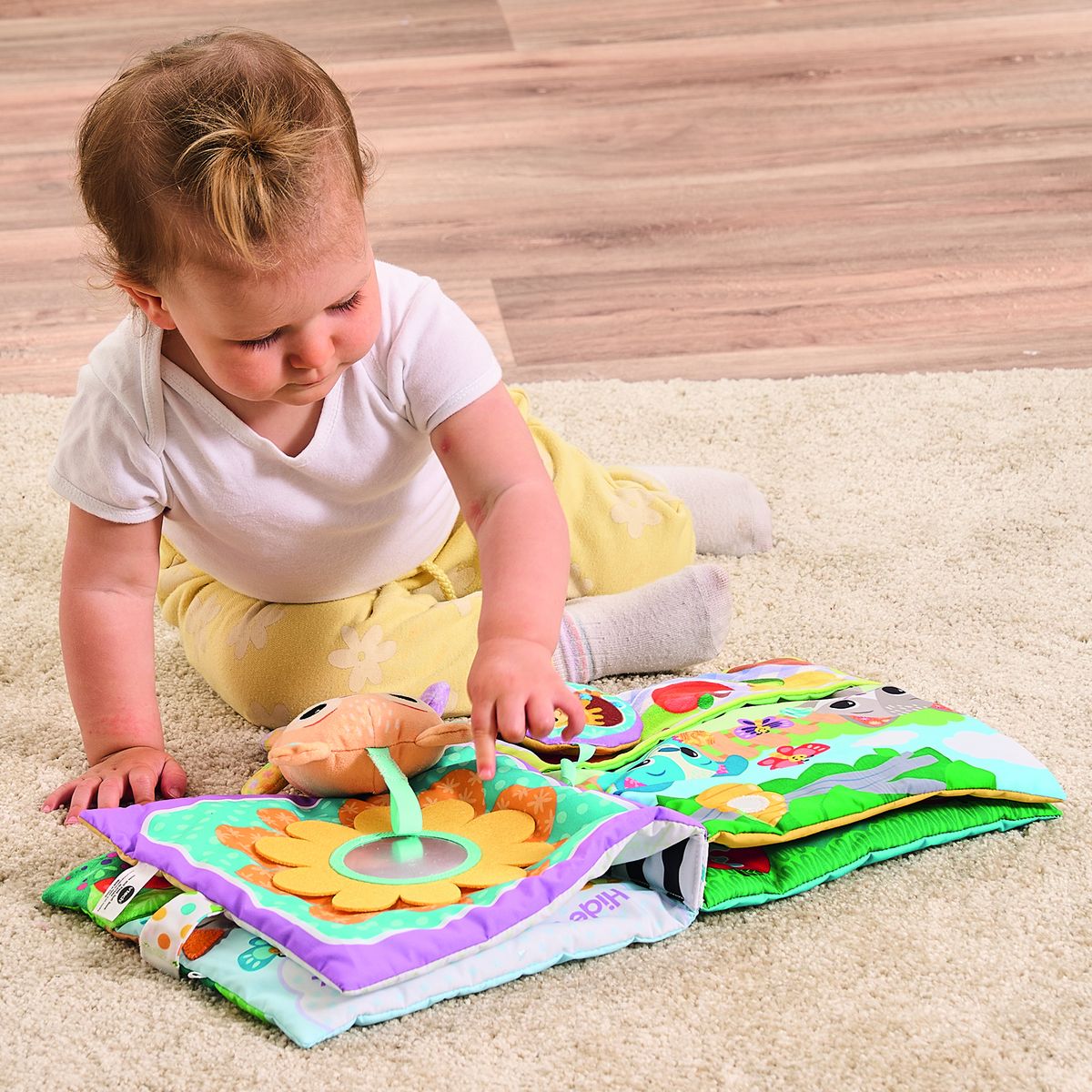 VTECH Grand Livre Tout Doux des découvertes