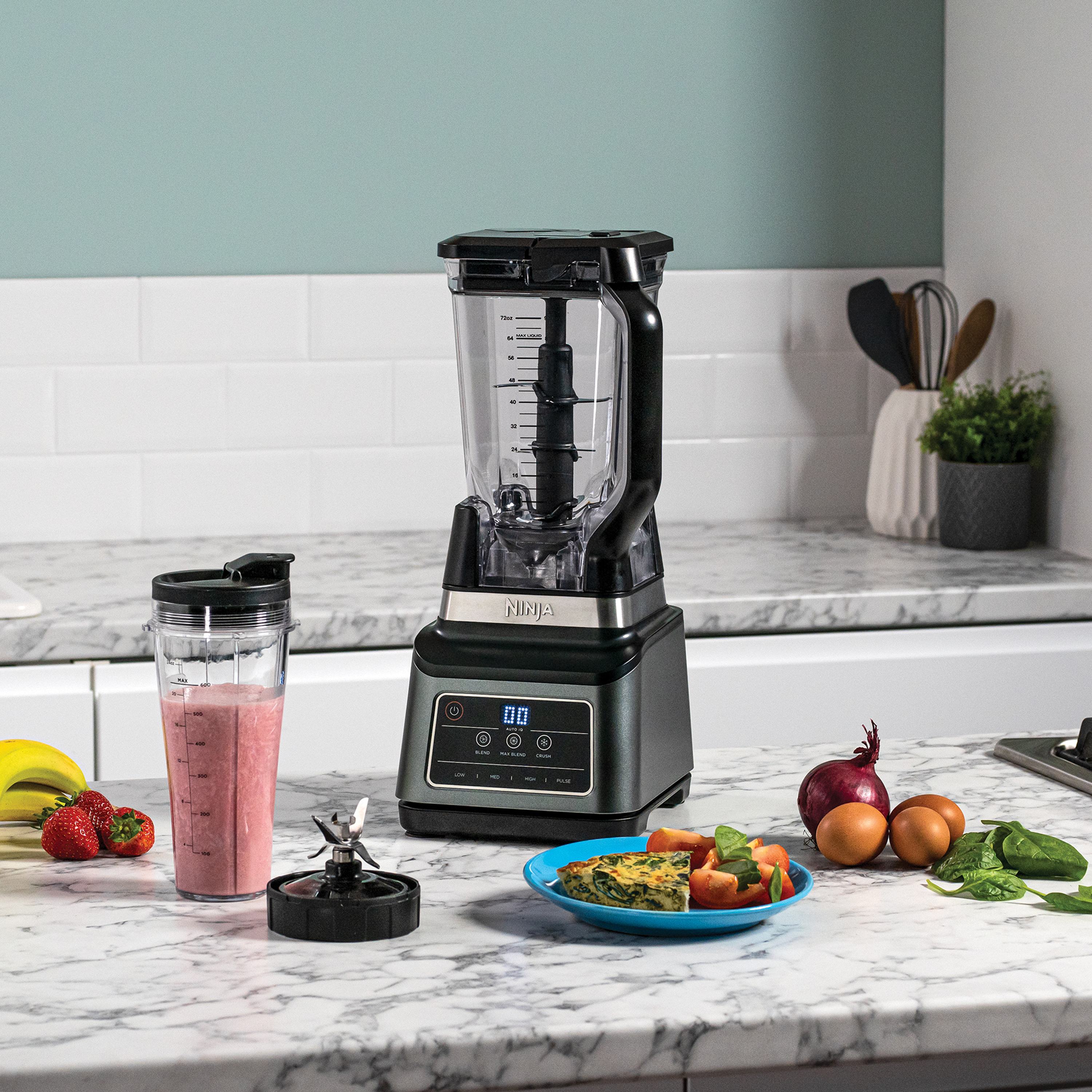 Voir la diapositive 2 : NINJA Blender BN750EU - Noir