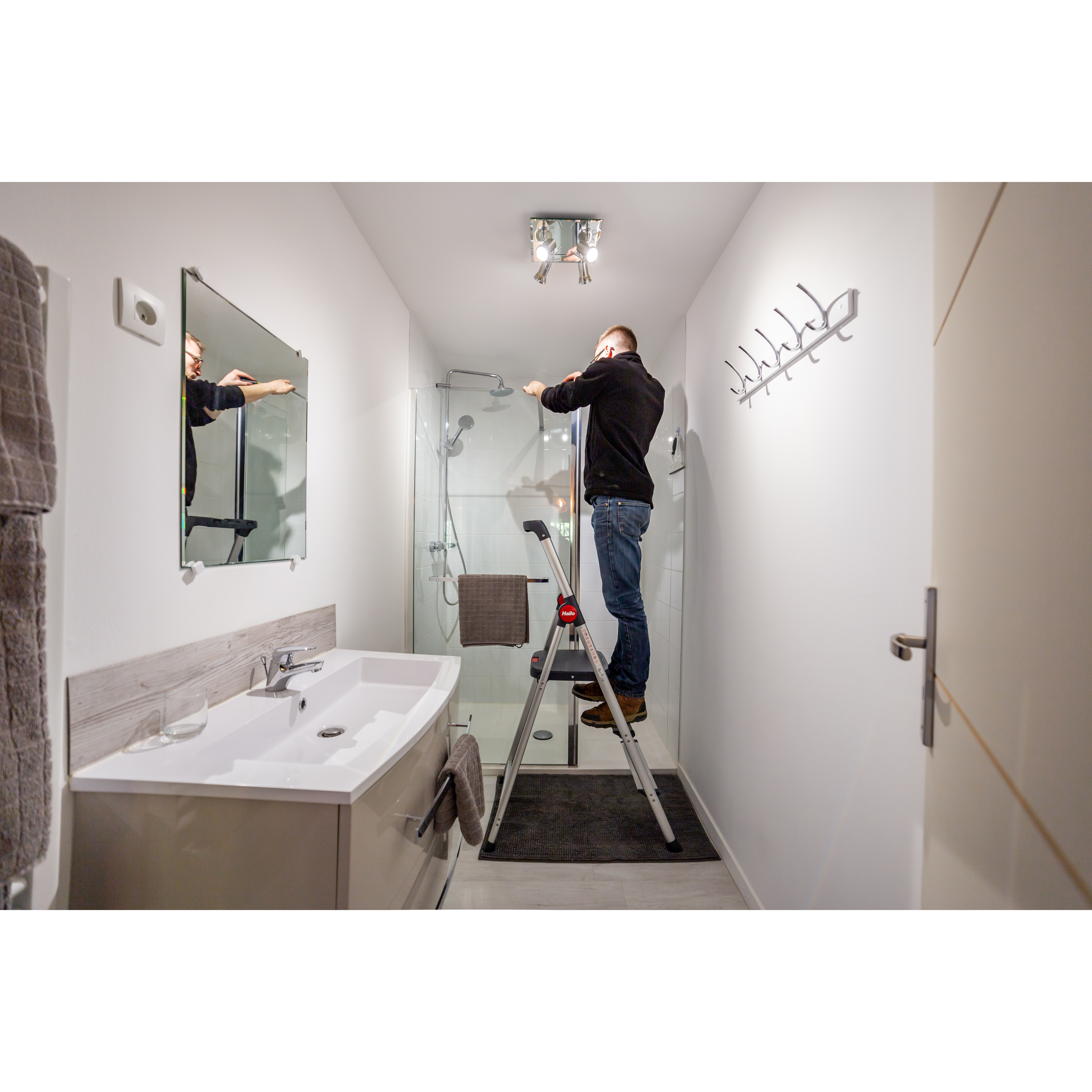 Voir la diapositive 2 : HAILO Marchepied pliable en aluminium 3 marches - Widestep 