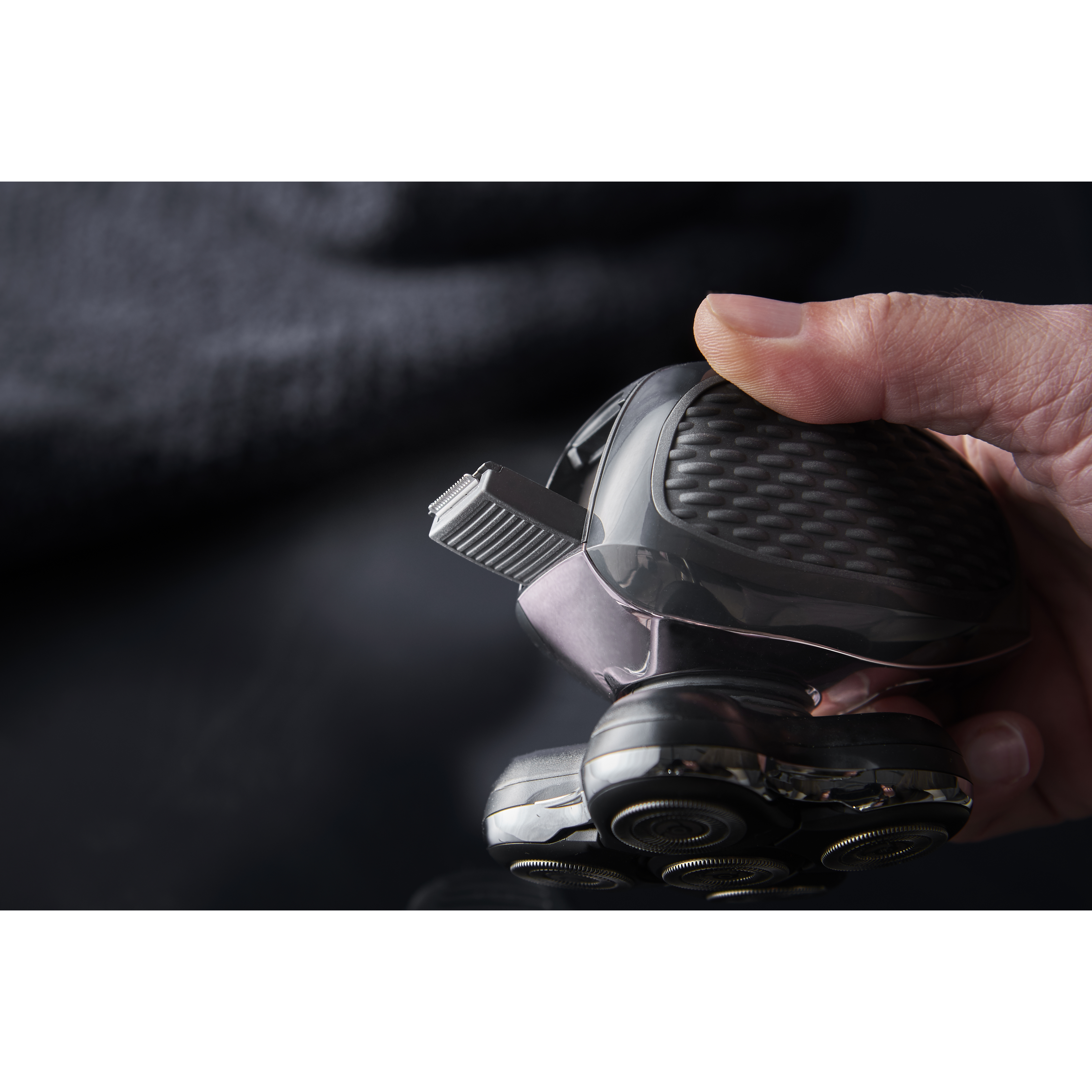 Voir la diapositive 6 : REMINGTON Rasoir RX5 Ultimate Series XR1500 - Noir