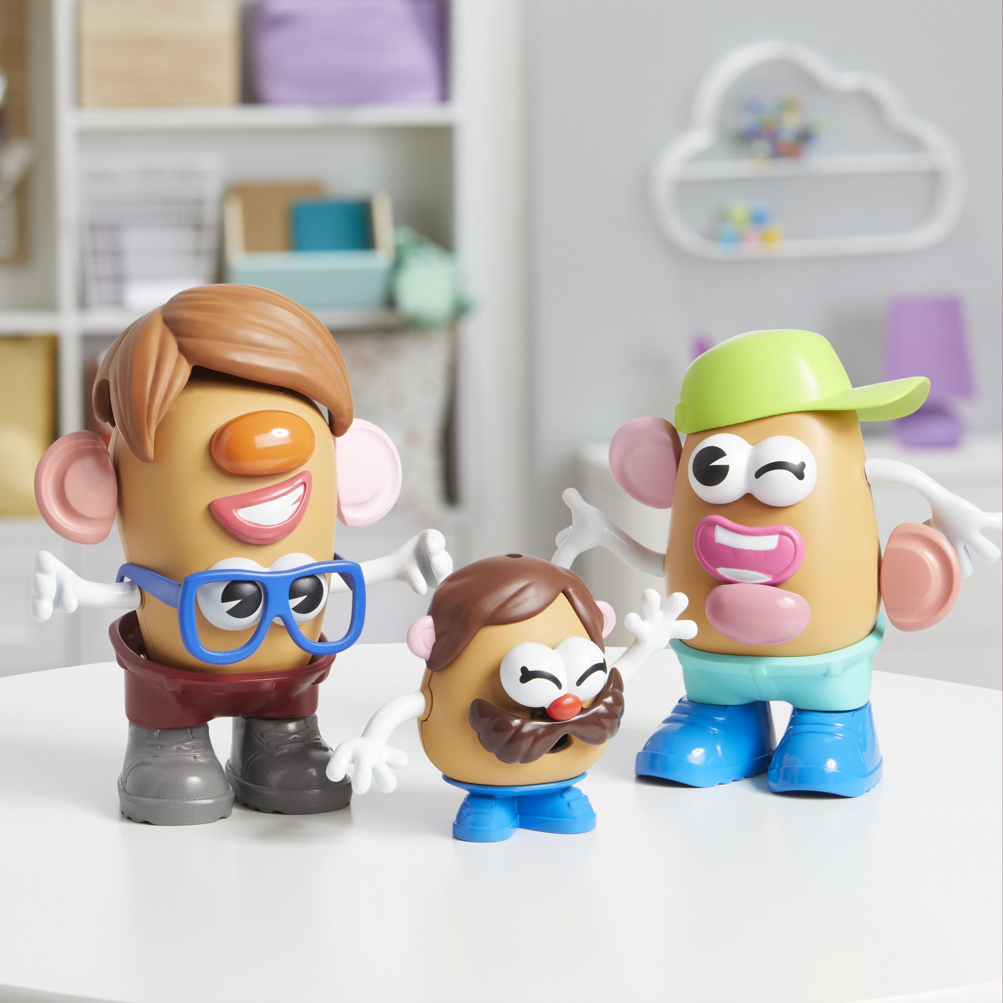 Voir la diapositive 5 : HASBRO La Famille Patate