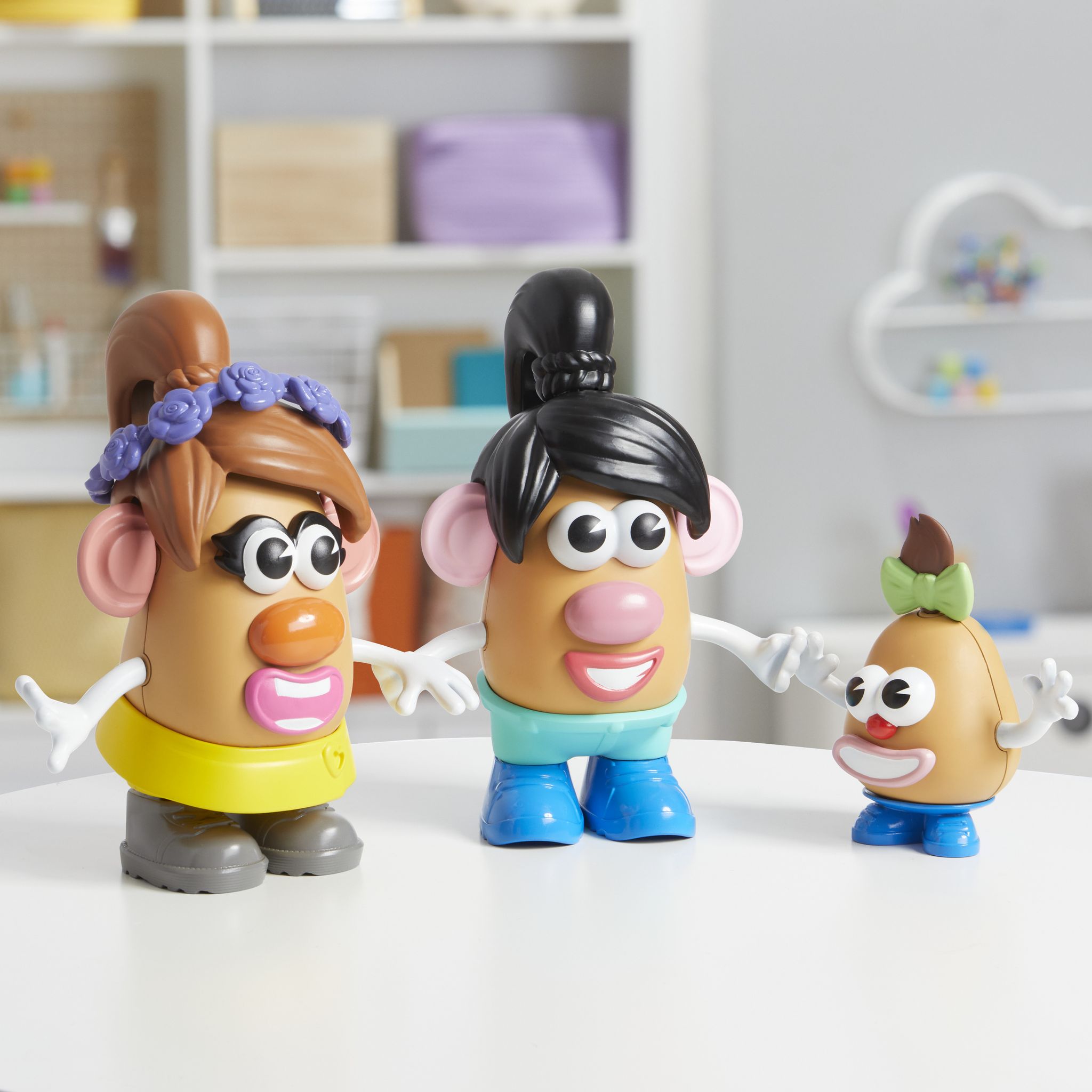 Voir la diapositive 7 : HASBRO La Famille Patate
