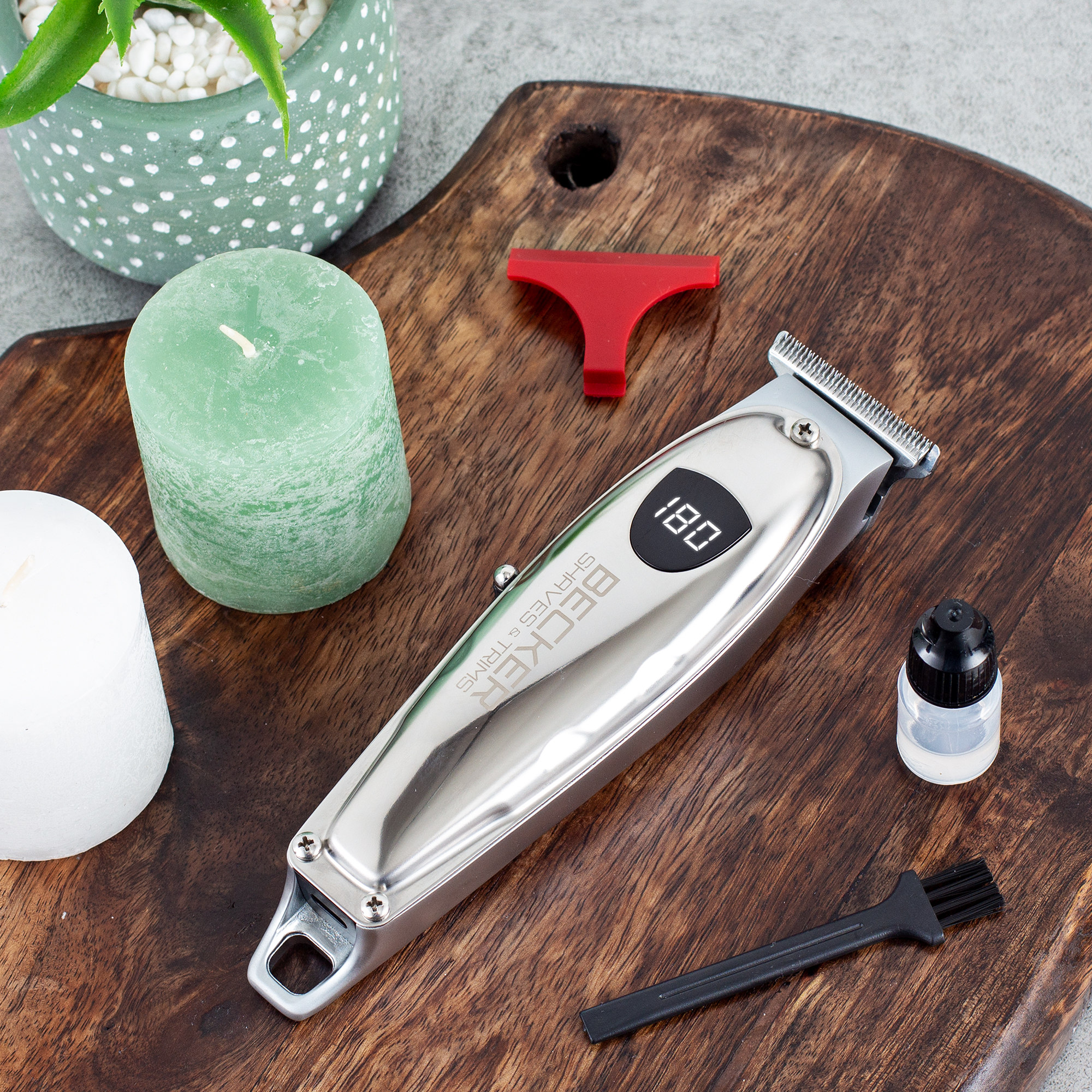 Voir la diapositive 2 : BECKER SHAVES & TRIMS Tondeuse cheveux pro VMAX+ - Argent
