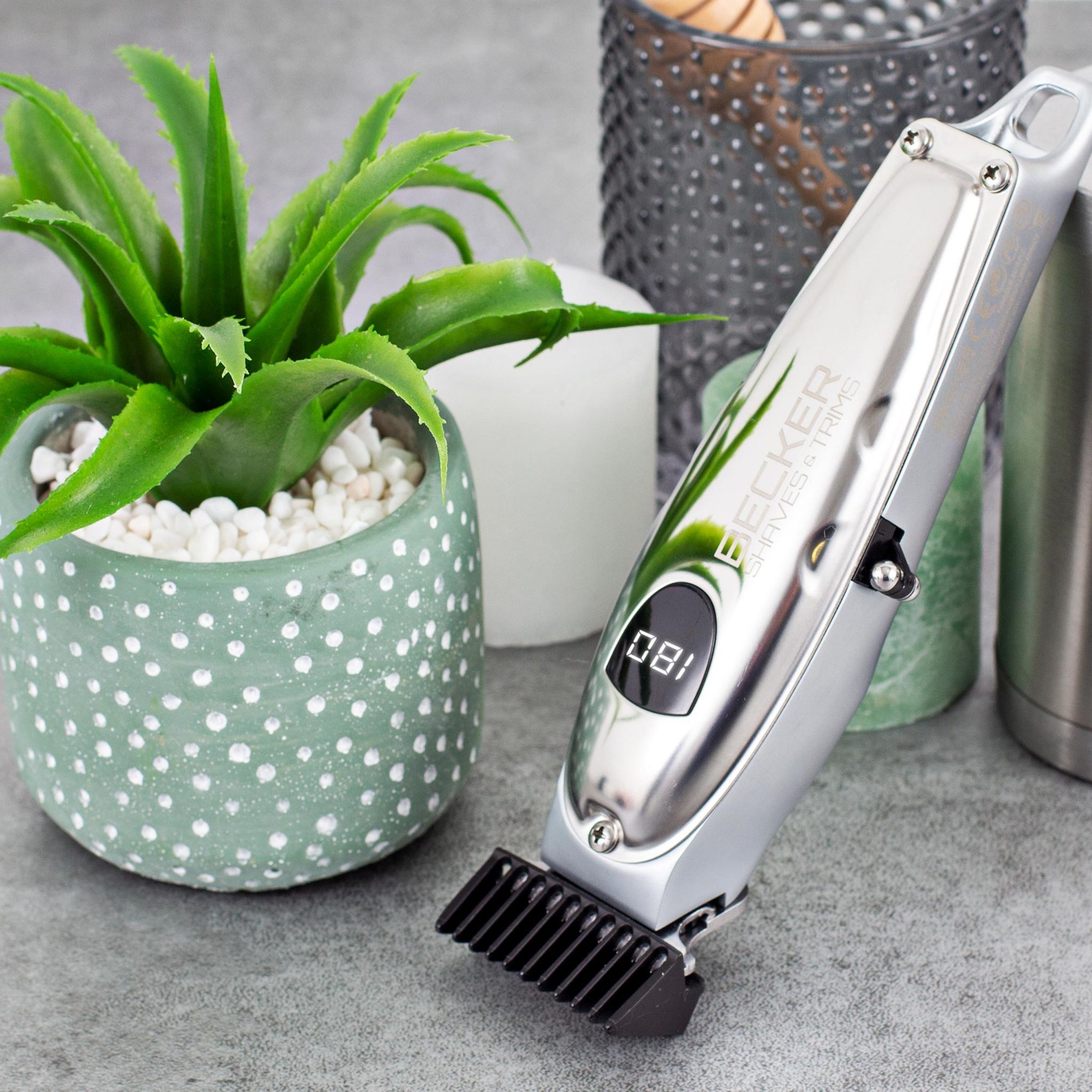 Voir la diapositive 4 : BECKER SHAVES & TRIMS Tondeuse cheveux pro VMAX+ - Argent