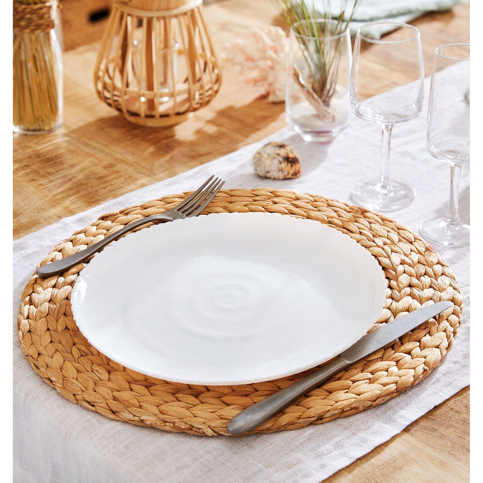 Voir la diapositive 5 : LUMINARC Service d'assiettes 18 pièces AMMONITE - Blanc