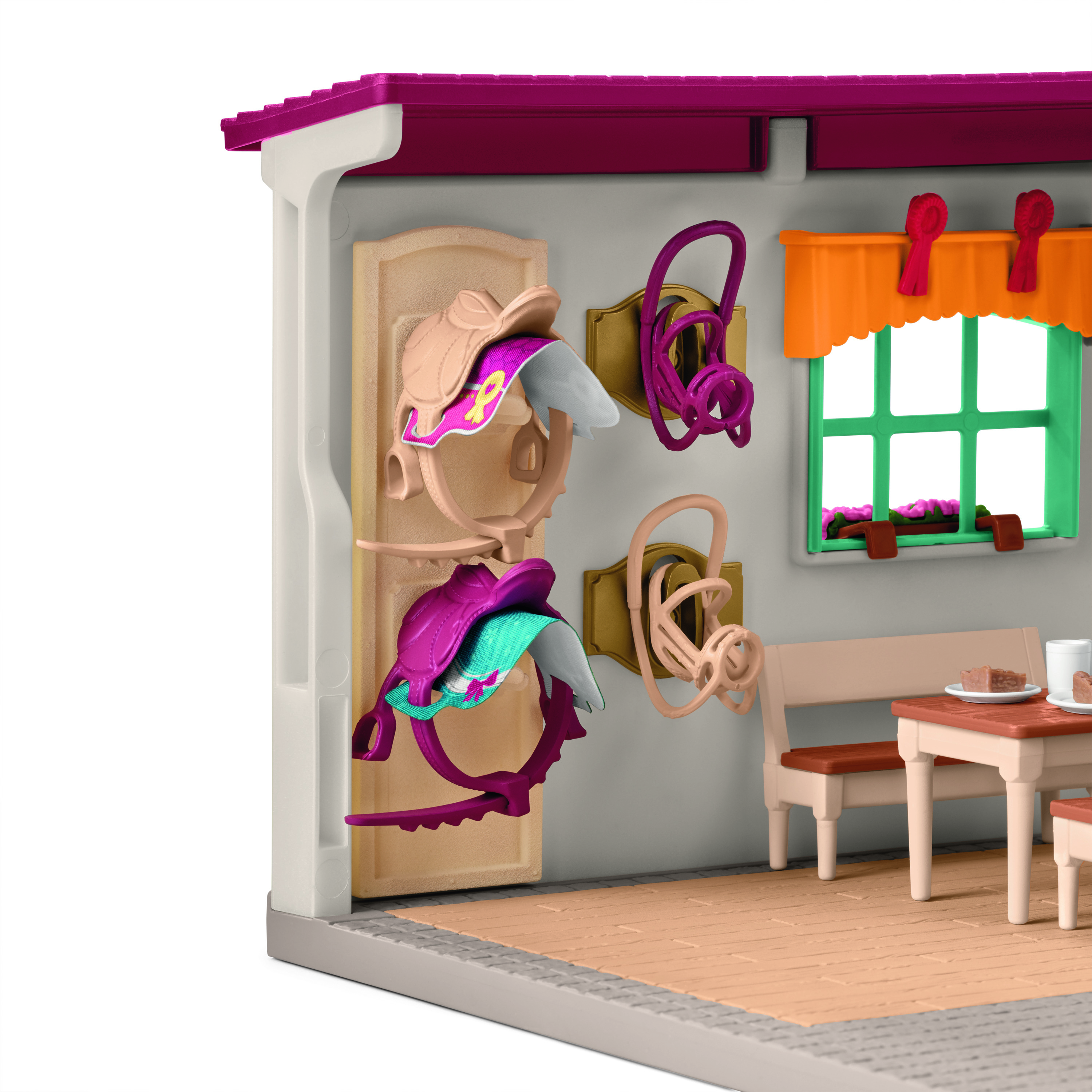 Voir la diapositive 6 : SCHLEICH Sellerie Centre Equestre Avec Accessoires et Figurines