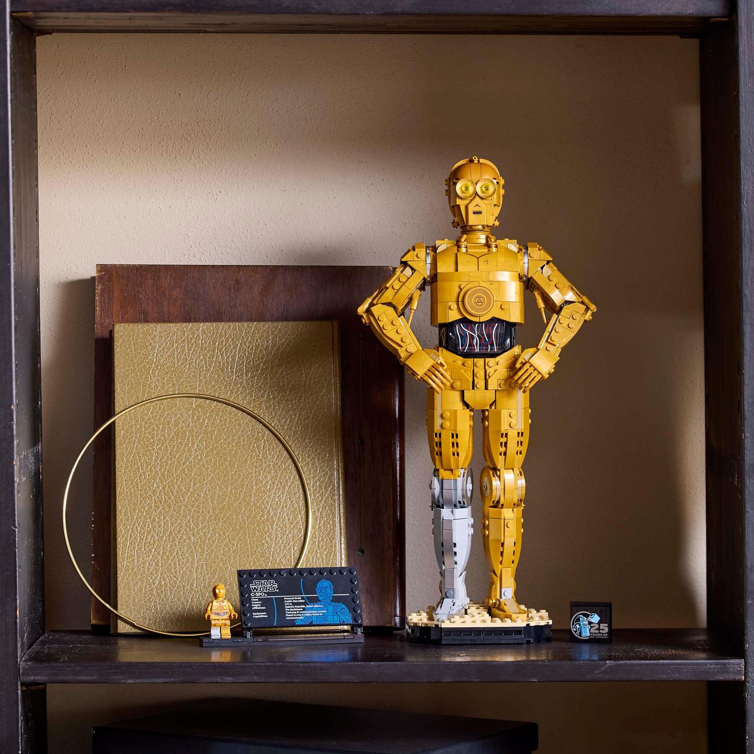 Voir la diapositive 4 : LEGO LEGO Star Wars 75398 C-3PO - Figurine de Droïde à Construire - Maquette pour Adulte