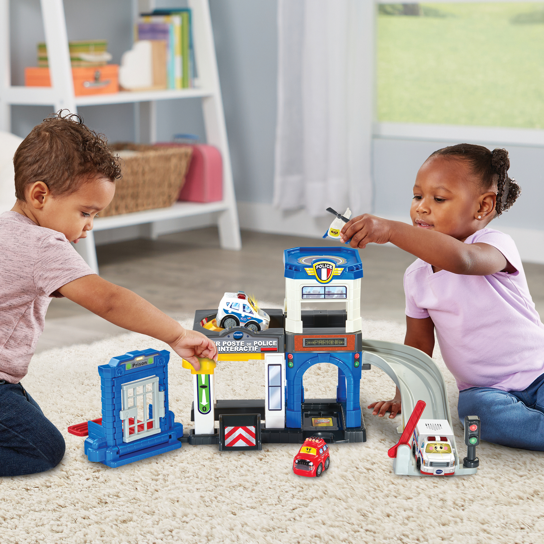 Voir la diapositive 10 : VTECH Super Poste de police Interactif Tut Tut Bolide Série Pro