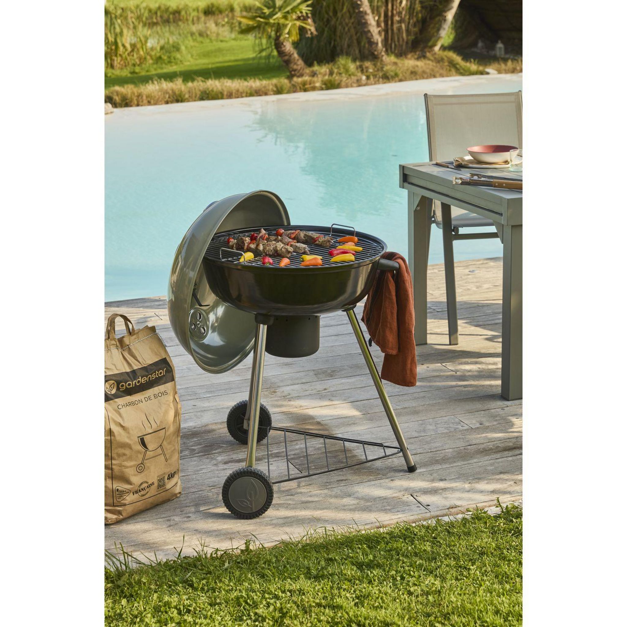 Voir la diapositive 1 : GARDENSTAR Barbecue charbon de bois en acier D55 cm avec couvercle